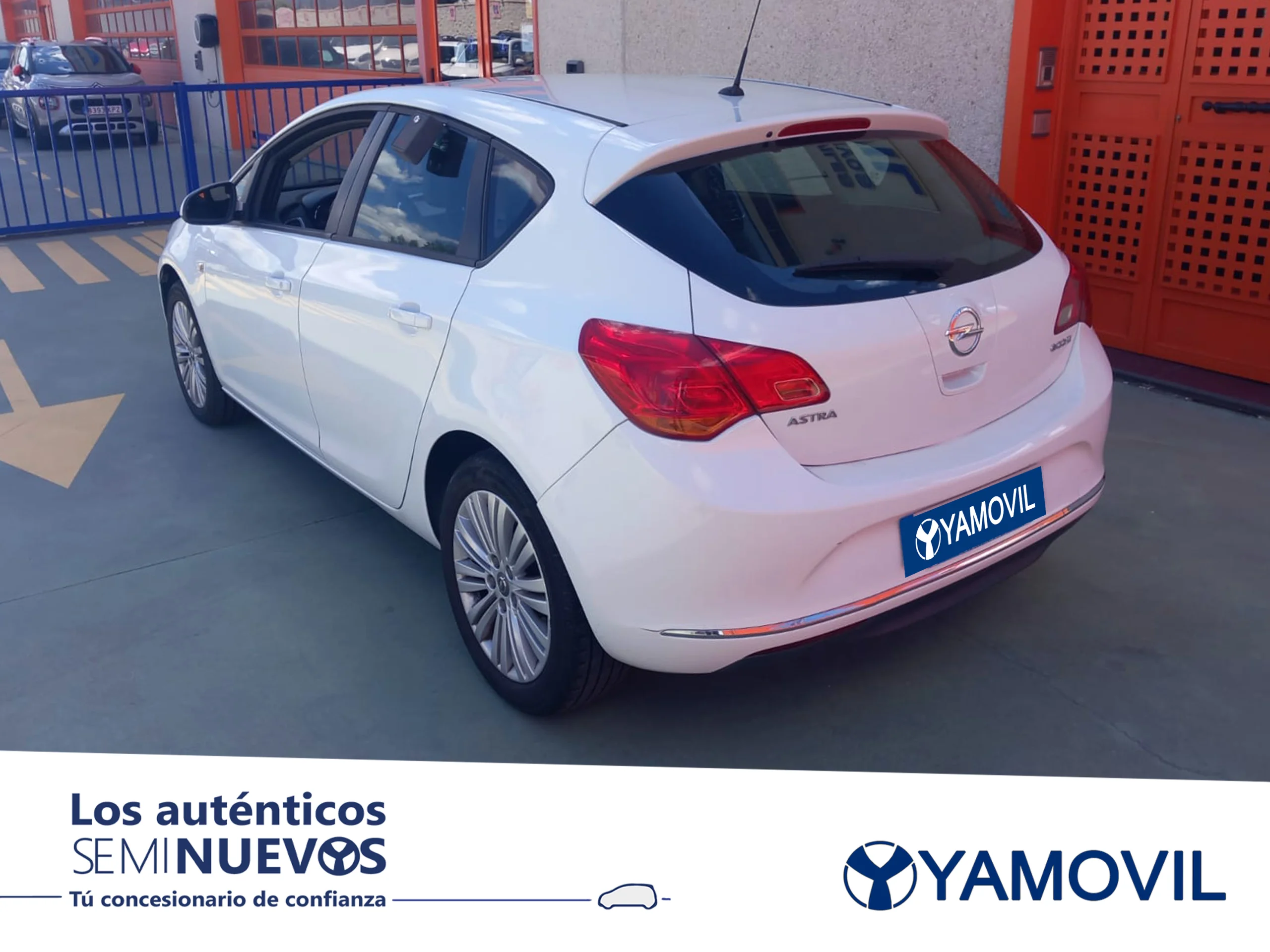 Opel Astra 1.6 CDTi SANDS Selective 81 kW (110 CV) - Foto 4