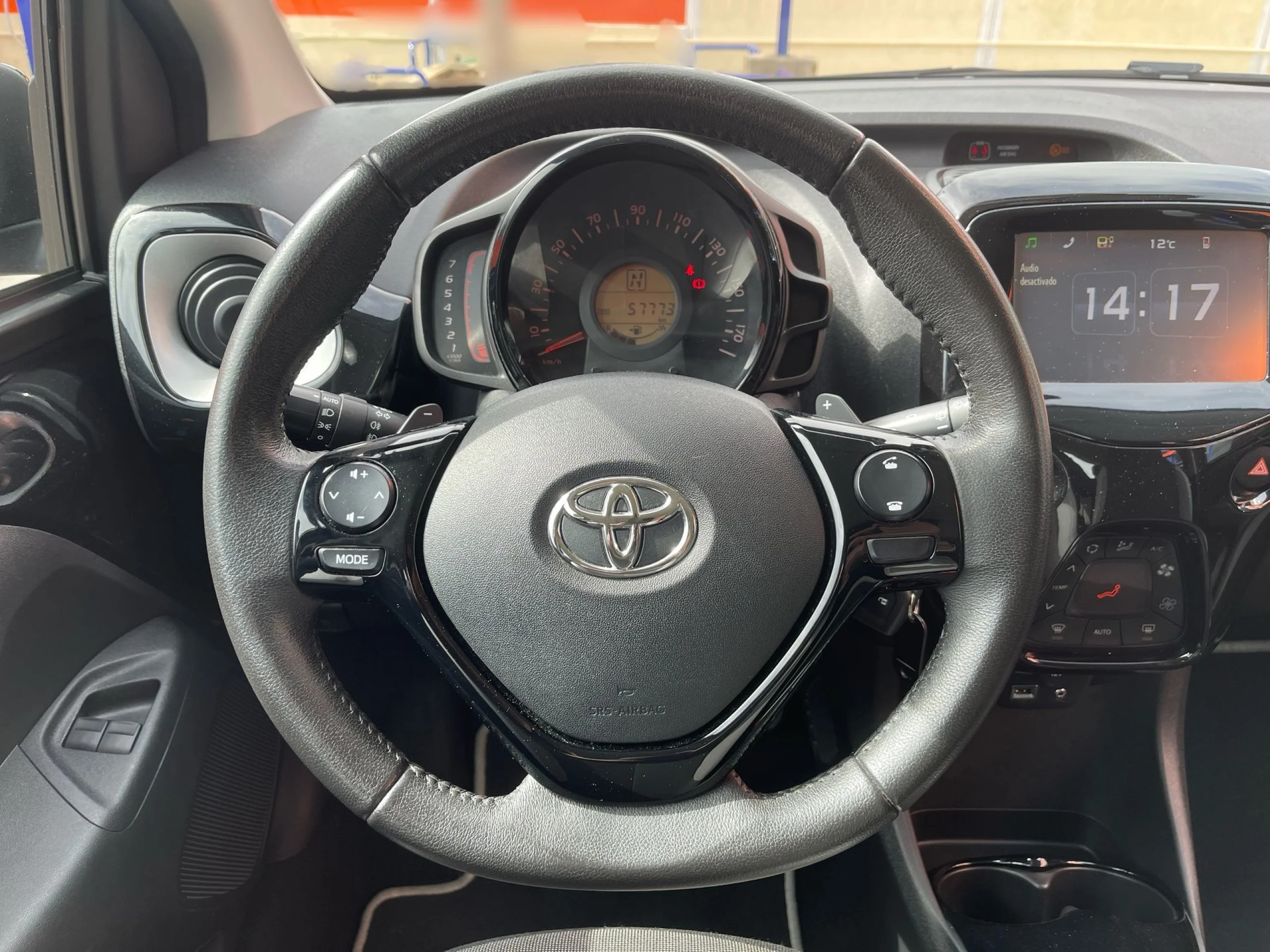 Toyota Aygo 1.0 VVT-i x-clusiv 51 kW (69 CV) - Foto 10