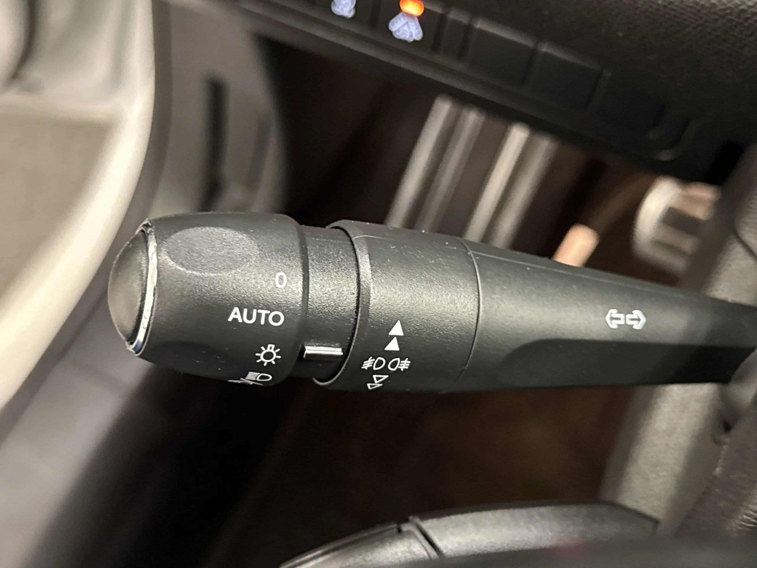 Peugeot 308 PureTech 130 SANDS Tech Edition 96 kW (130 CV) - Foto 12