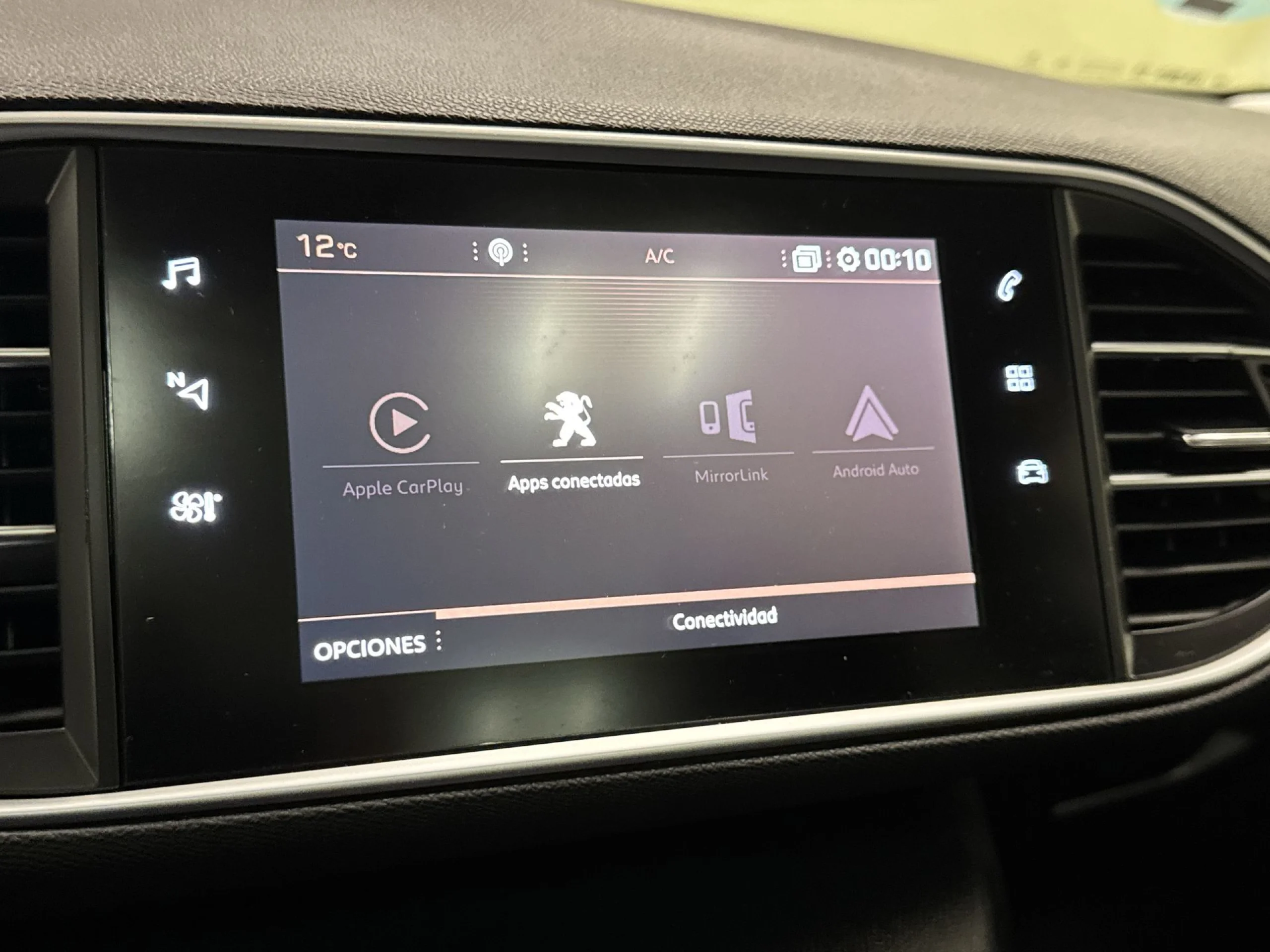 Peugeot 308 PureTech 130 SANDS Tech Edition 96 kW (130 CV) - Foto 16