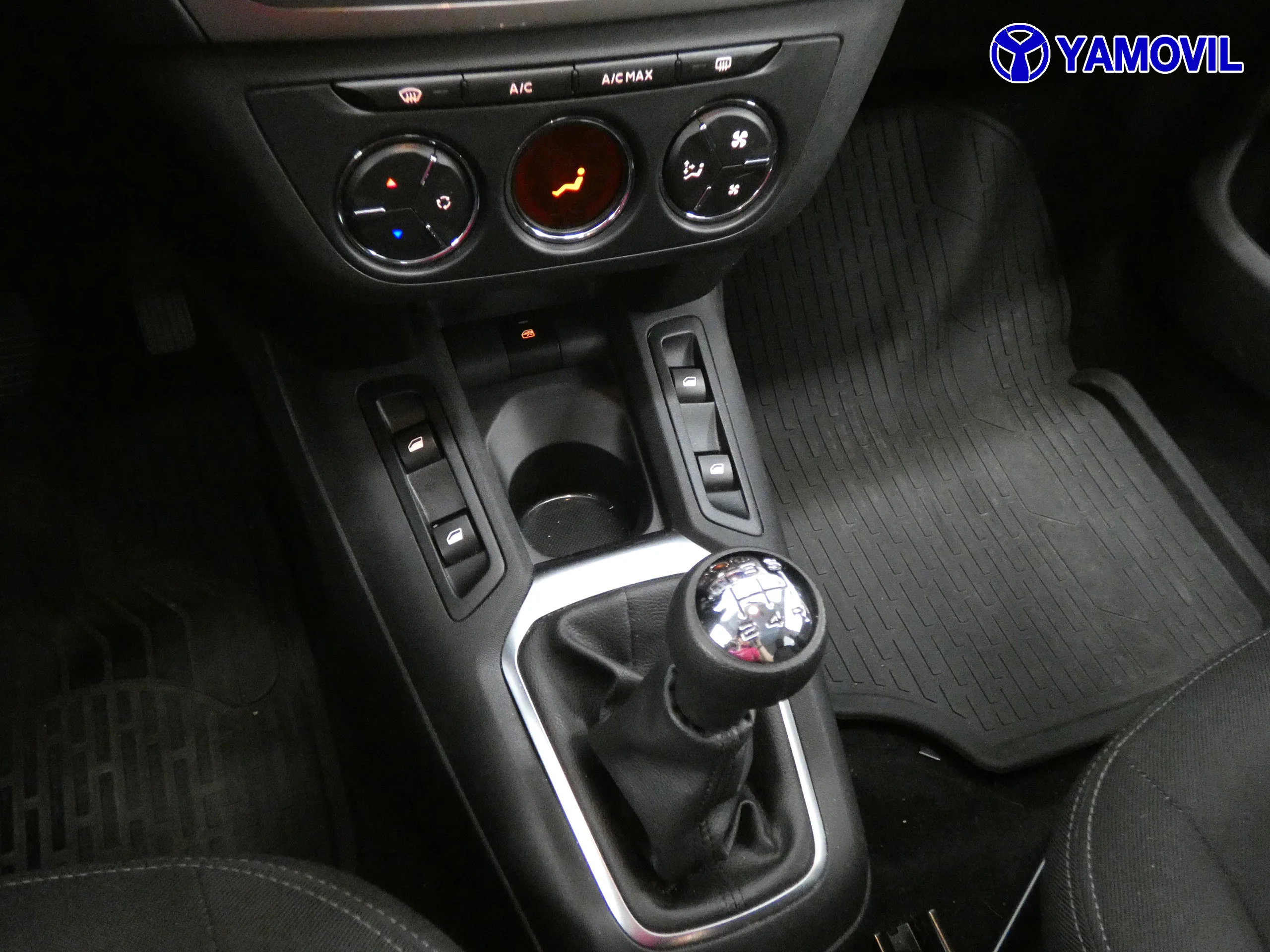 Citroen C-Elysee 1.2 PURETECH SHINE 4P - Foto 24