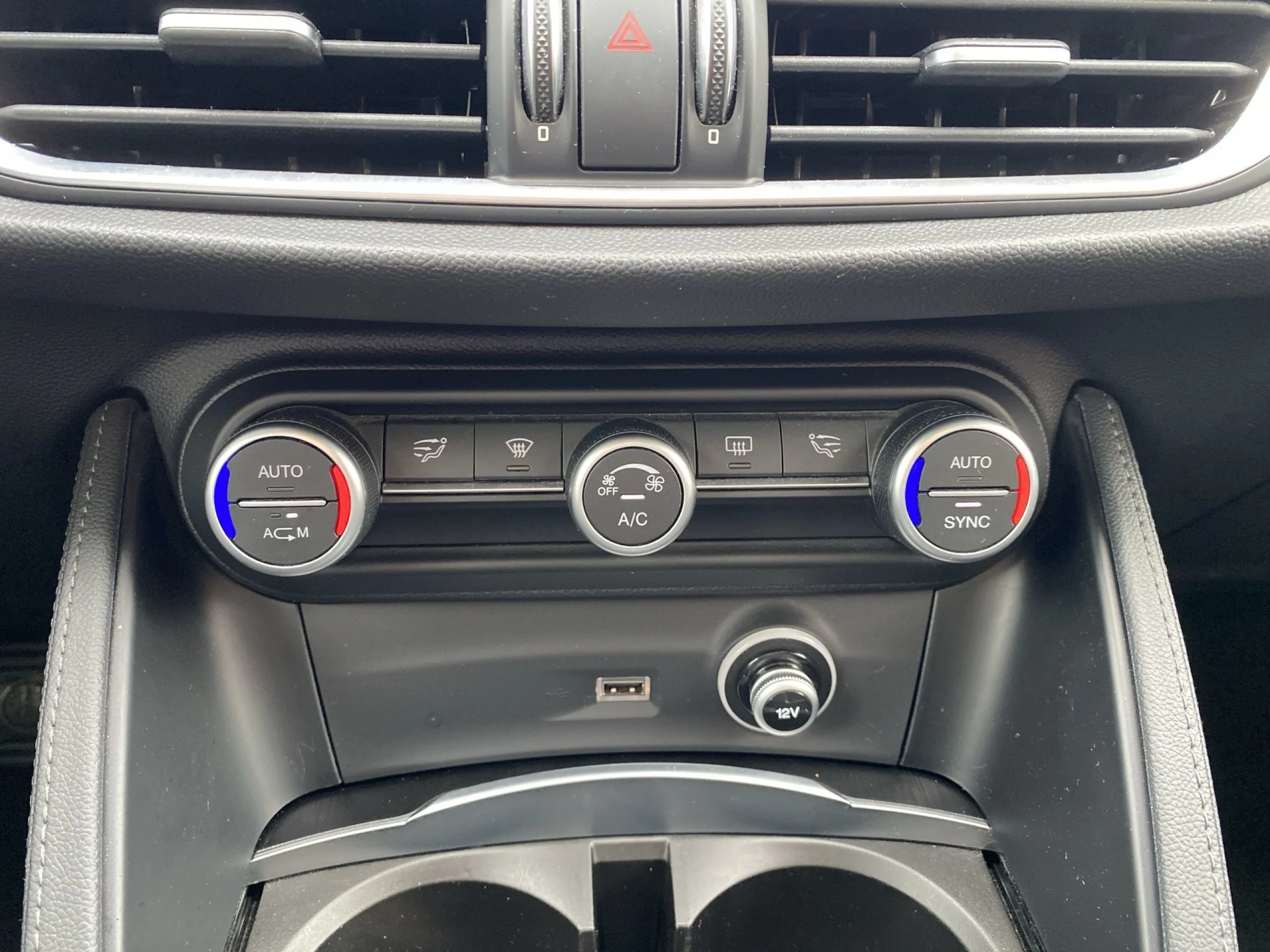 Alfa Romeo Stelvio 2.2 Diesel Executive AWD 140 kW (190 CV) - Foto 16