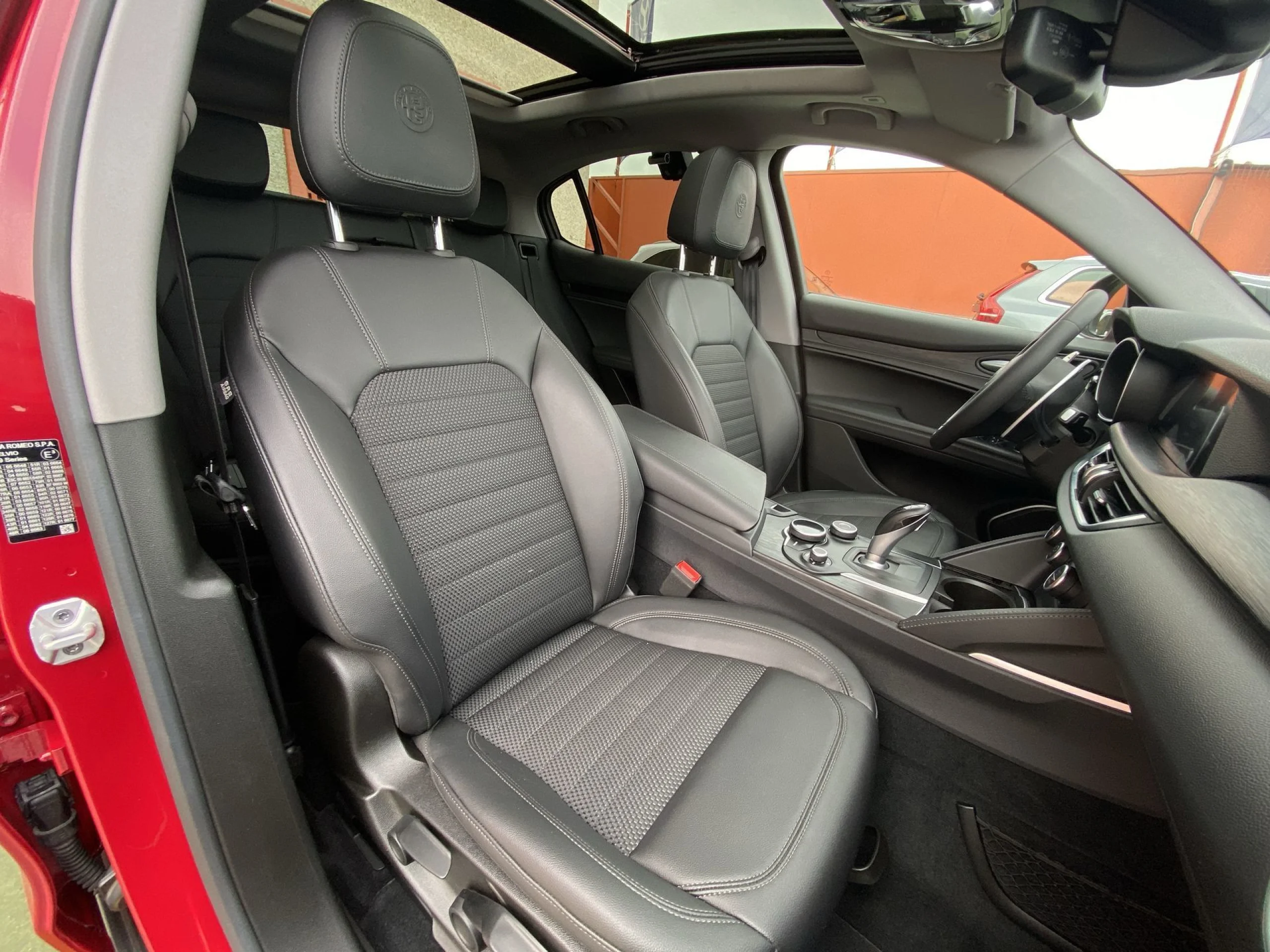 Alfa Romeo Stelvio 2.2 Diesel Executive AWD 140 kW (190 CV) - Foto 22