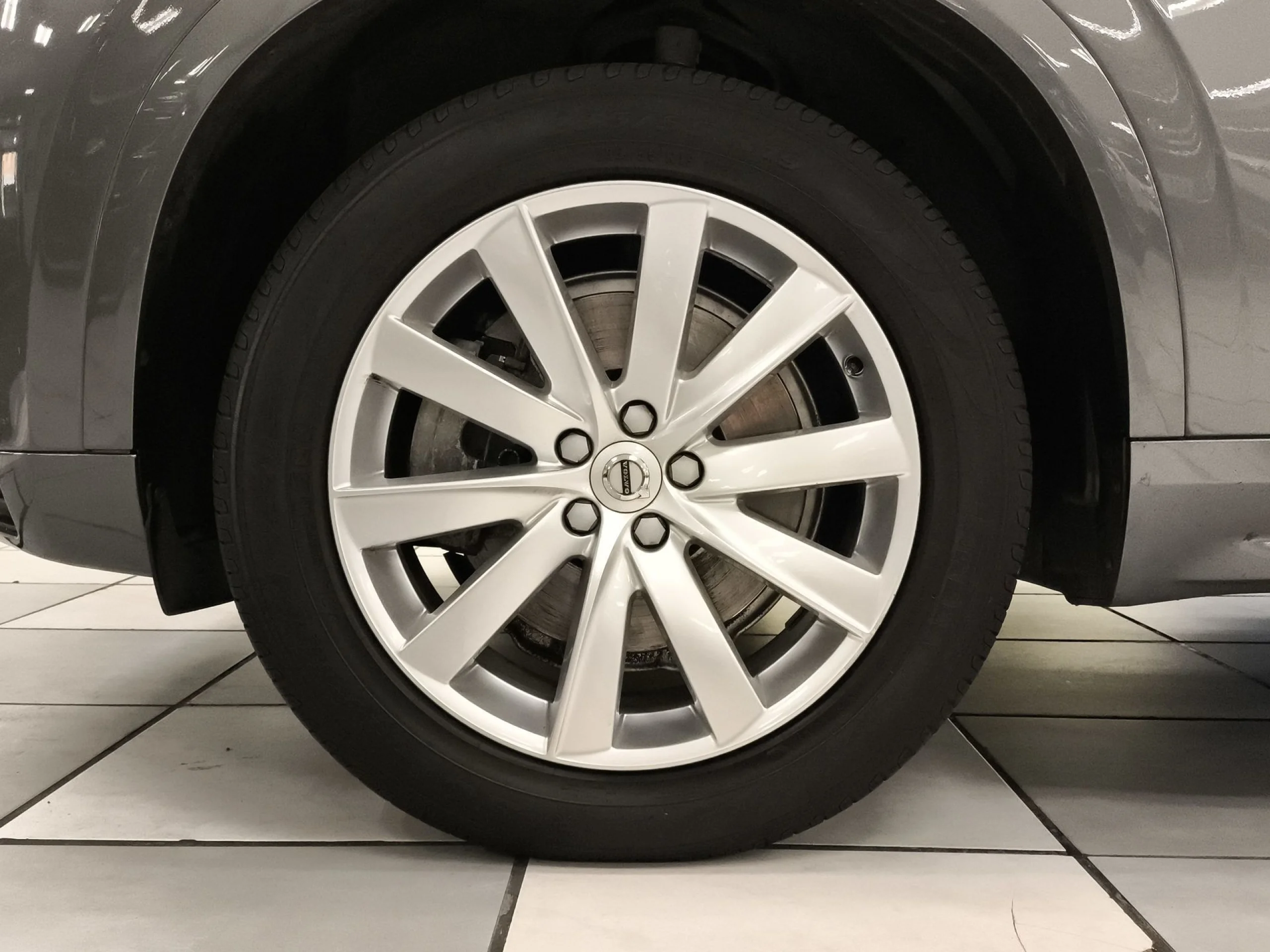 Volvo XC90 D5 Momentum AWD Auto 173 kW (235 CV) - Foto 7
