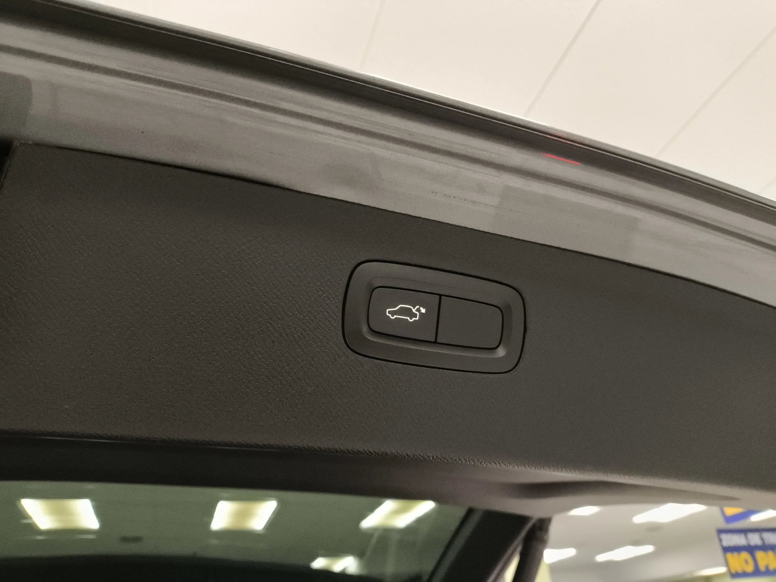 Volvo XC90 D5 Momentum AWD Auto 173 kW (235 CV) - Foto 30