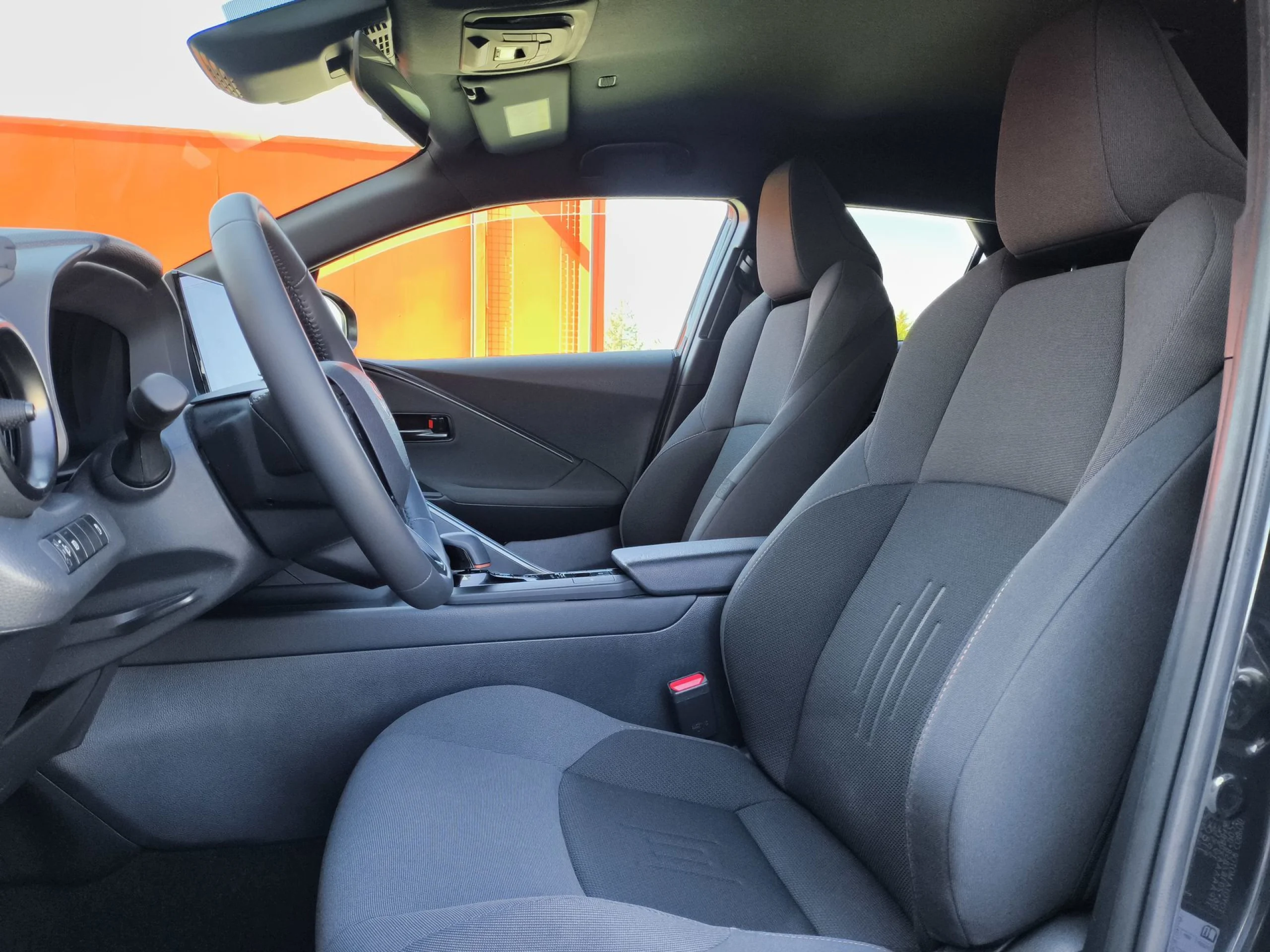 Toyota C-HR 140H Advance 103 kW (140 CV) - Foto 8