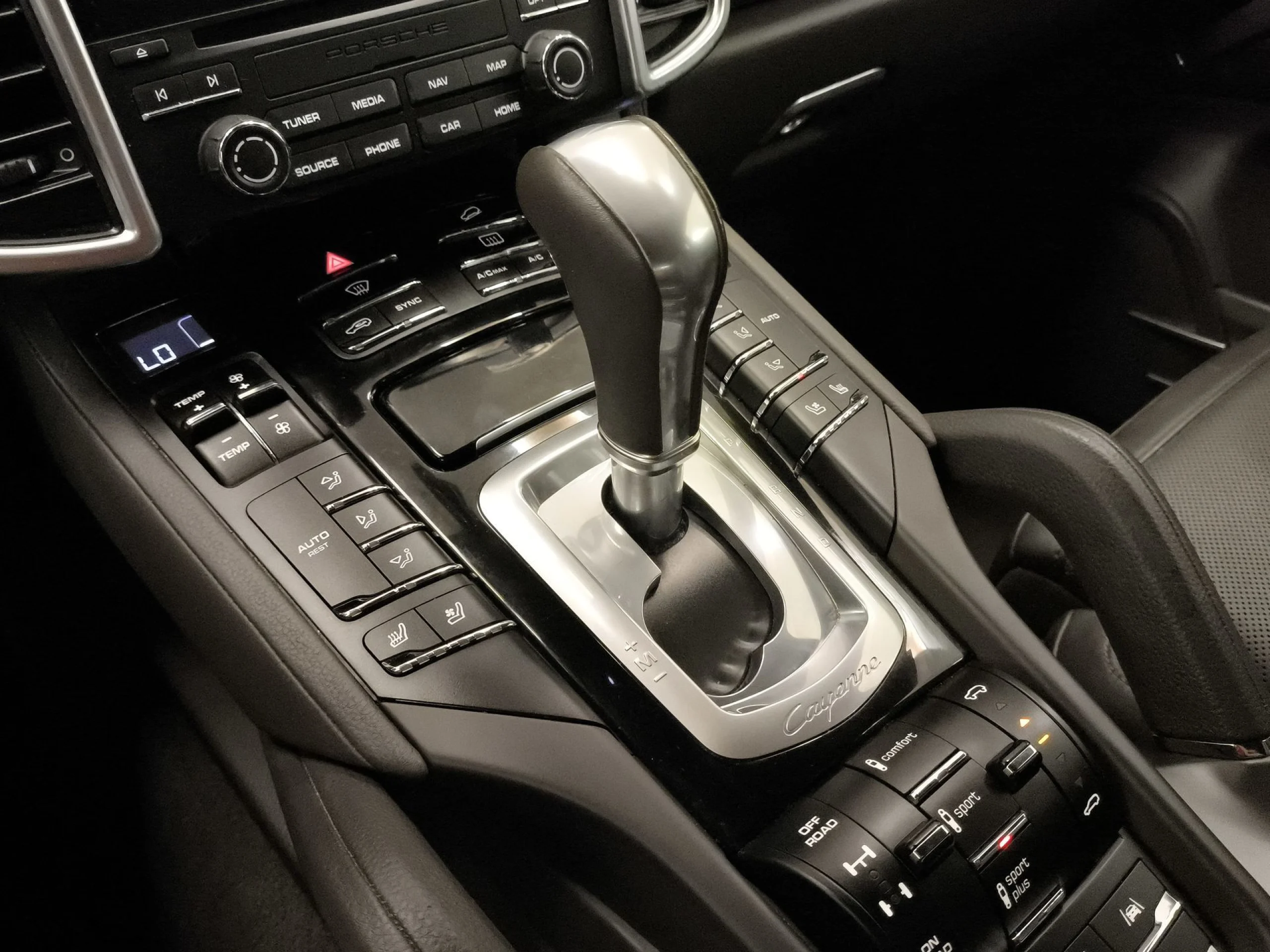 Porsche Cayenne S Platinum Edition Auto 309 kW (420 CV) - Foto 24