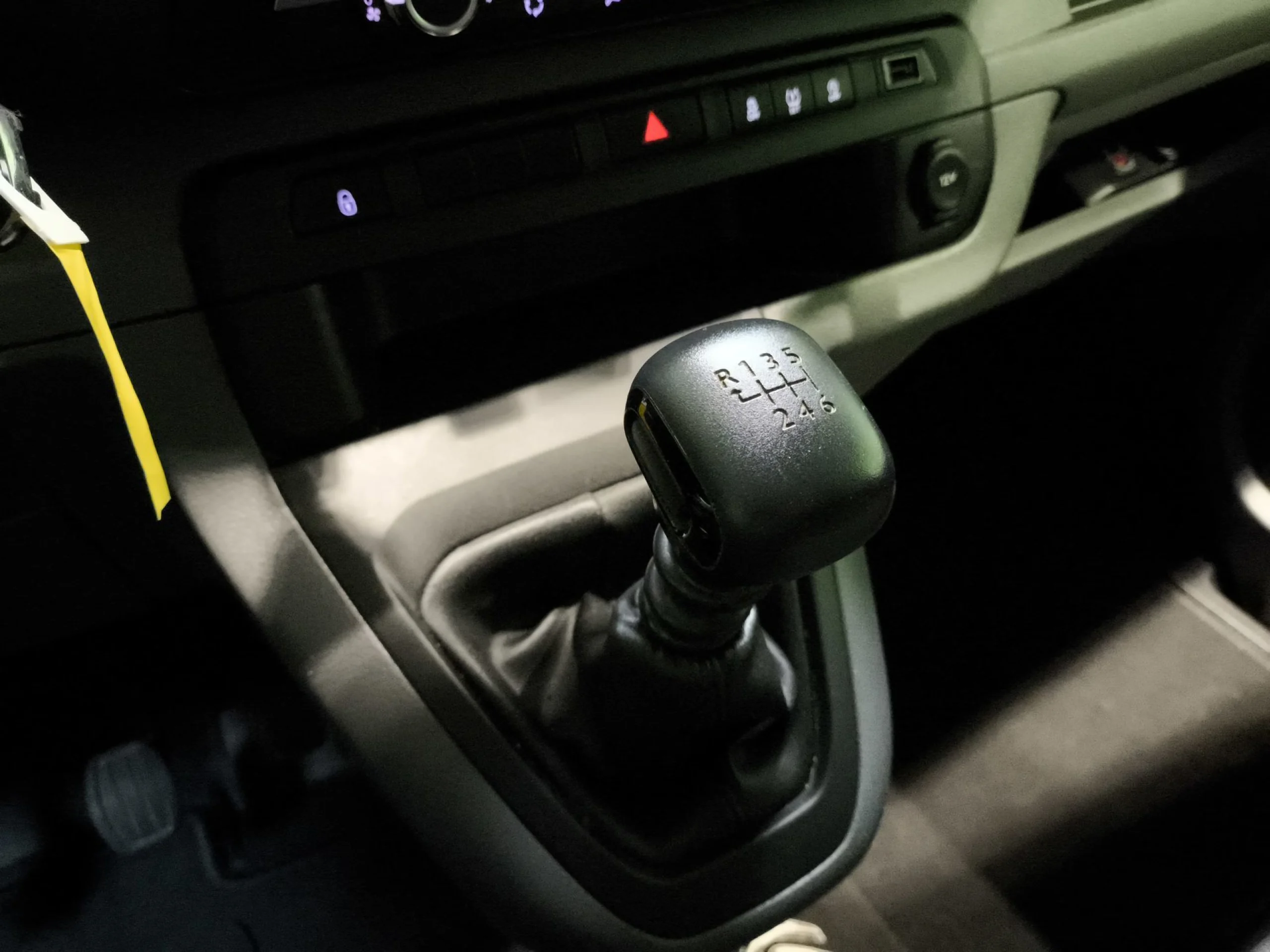 Citroen Jumpy Combi BlueHDi 120 Talla XL Confort 9 Plazas 88 kW (120 CV) - Foto 17