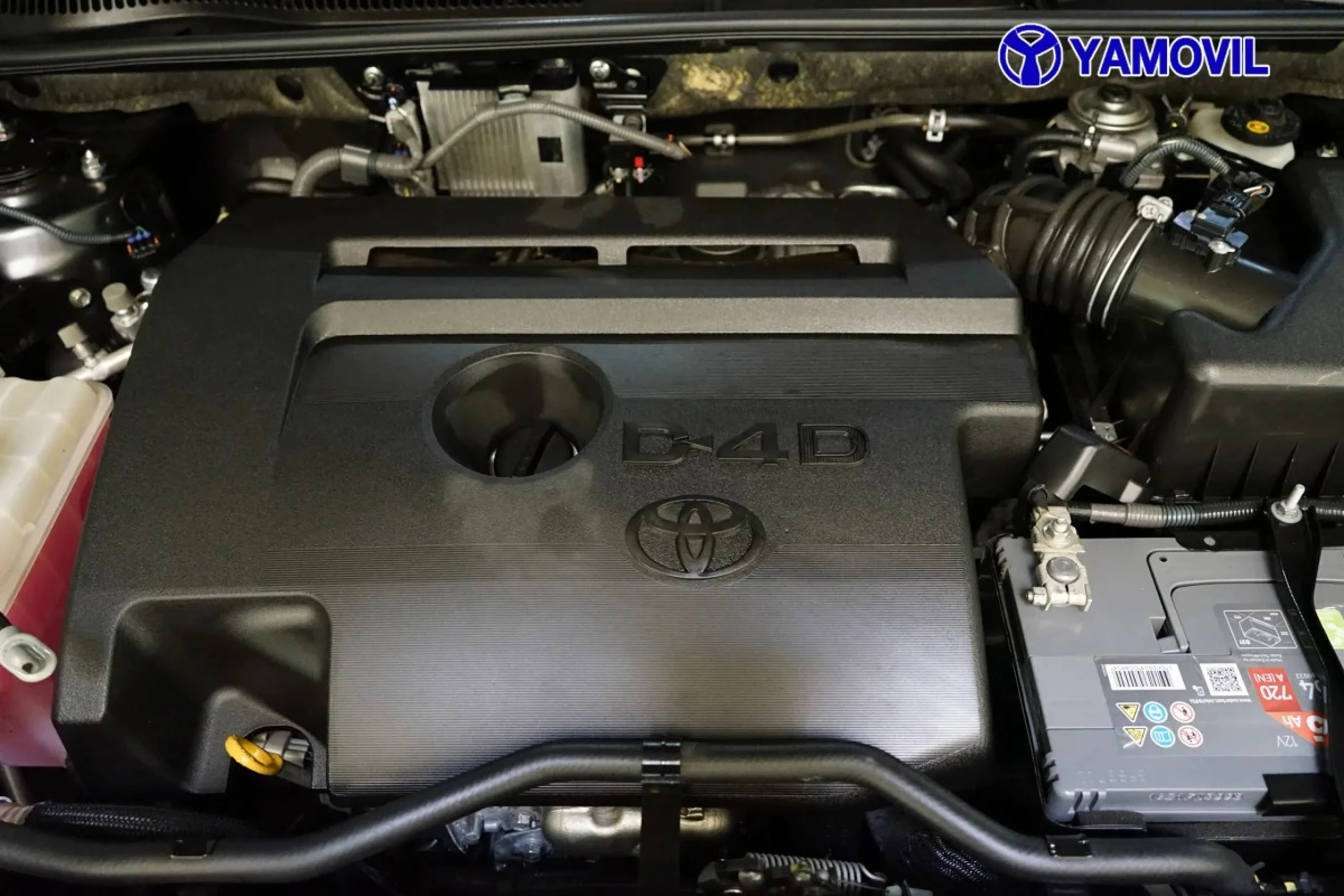 Toyota Rav4 2.2D-4D Advance 4x2 110 kW (150 CV) - Foto 8