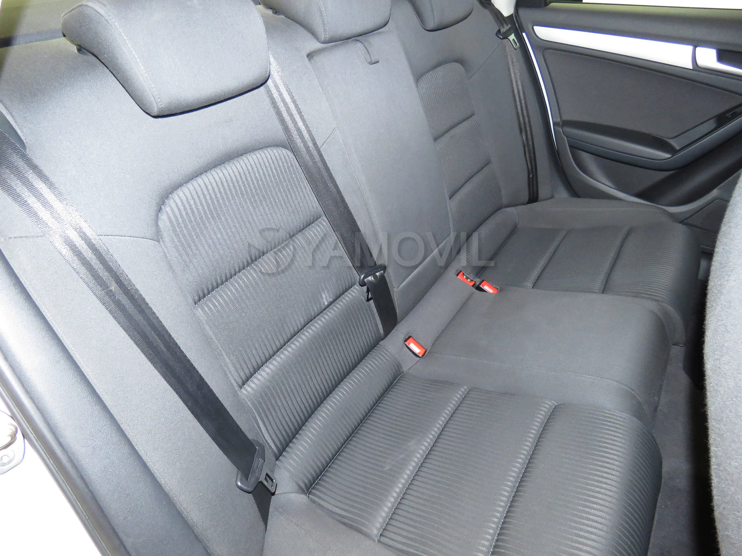Audi A4 2.0TDi 136CV - Foto 22