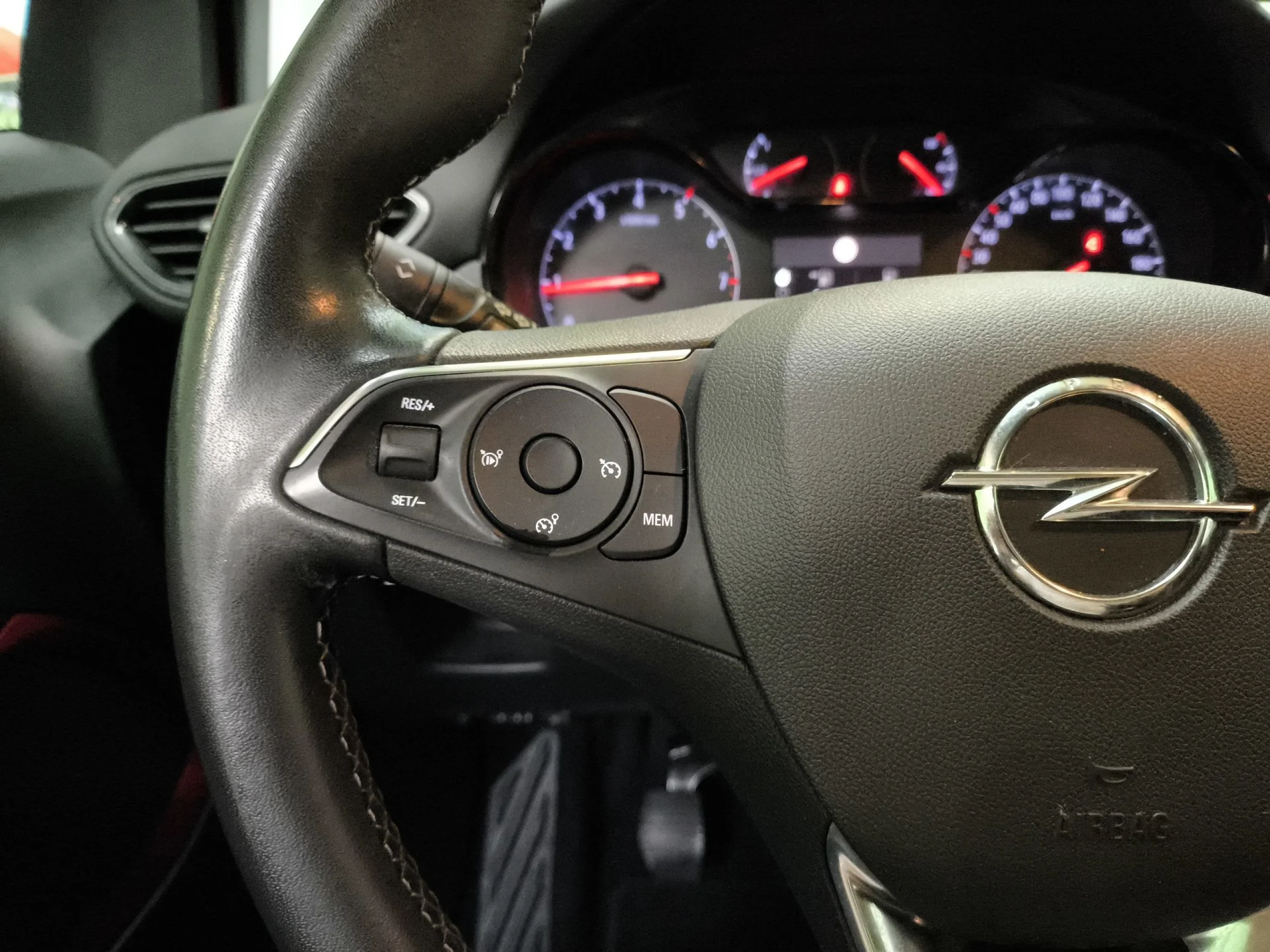 Opel Crossland 1.5D GS Line 81 kW (110 CV) - Foto 15