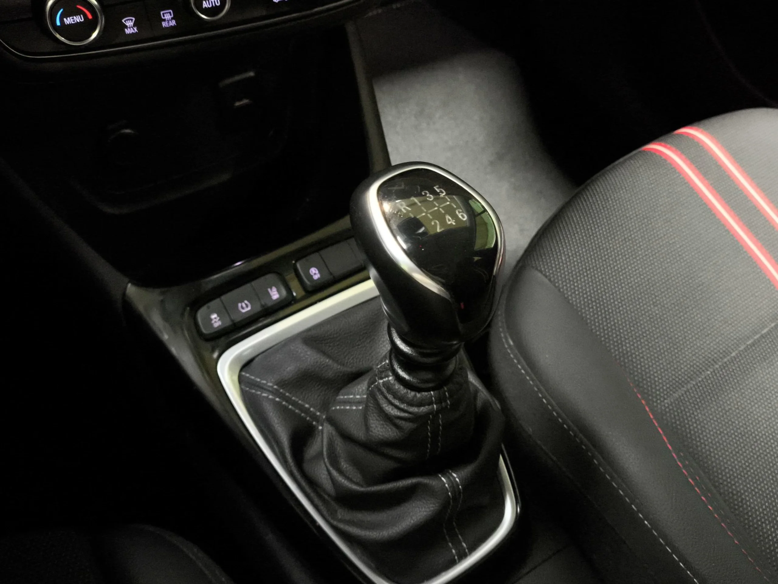 Opel Crossland 1.5D GS Line 81 kW (110 CV) - Foto 24