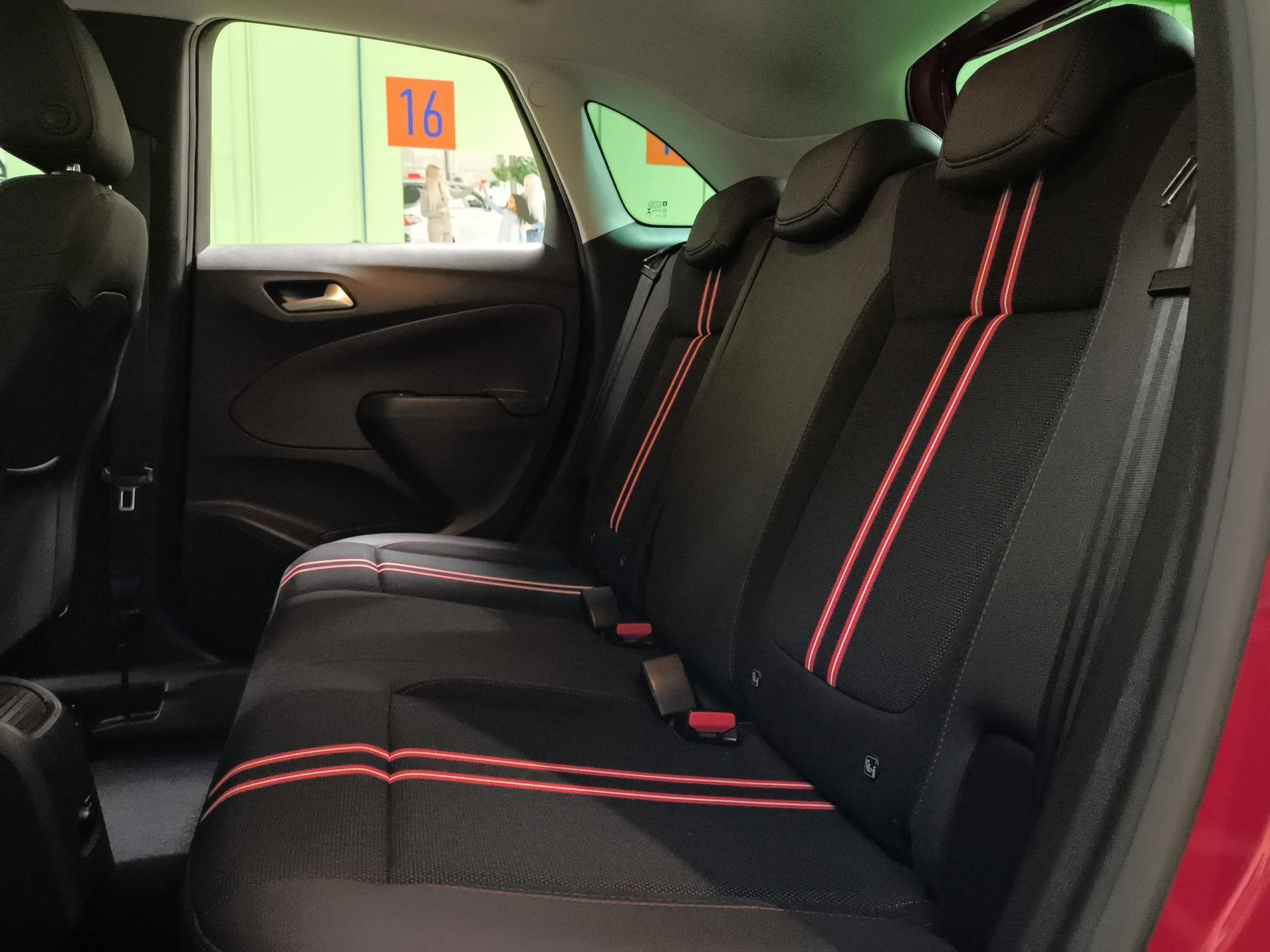 Opel Crossland 1.5D GS Line 81 kW (110 CV) - Foto 26