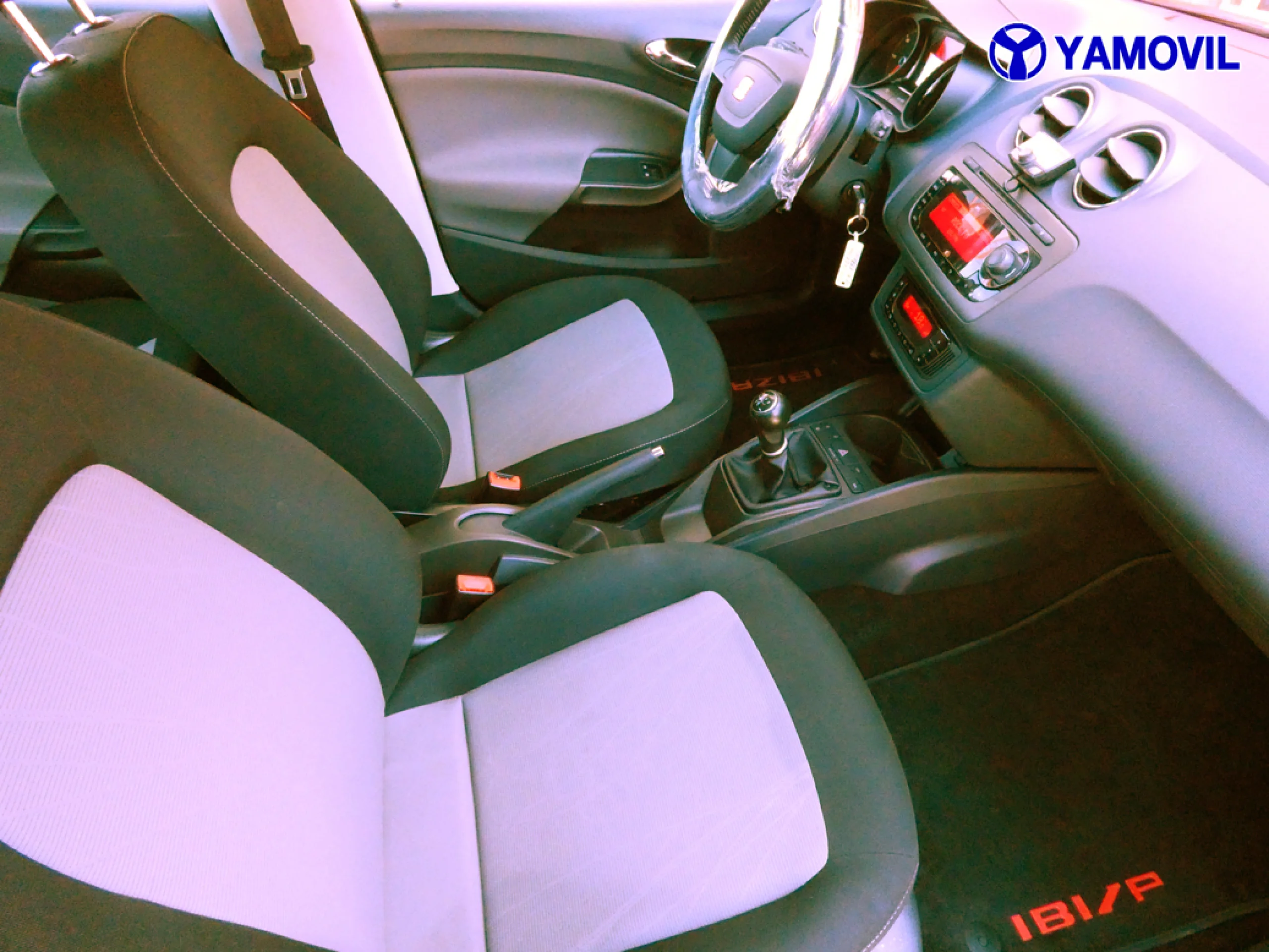 Seat Ibiza 1.6 TDI STYLE 5P - Foto 17