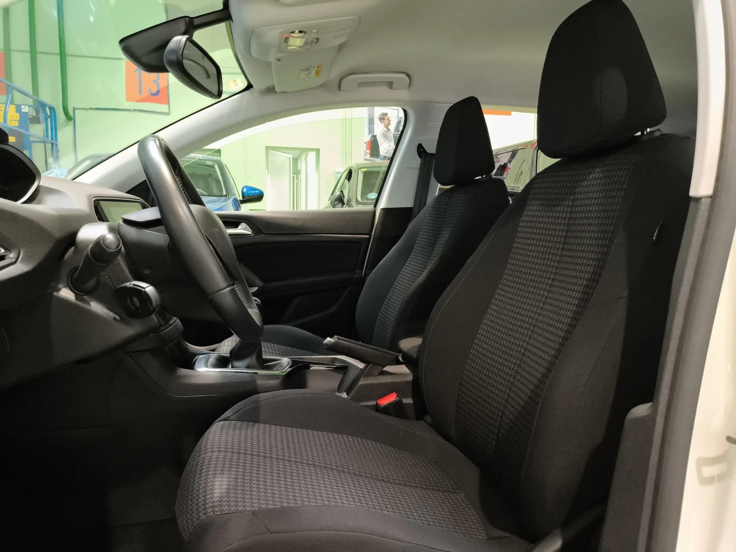 Peugeot 308 BlueHDi 100 Style 75 kW (100 CV) - Foto 8