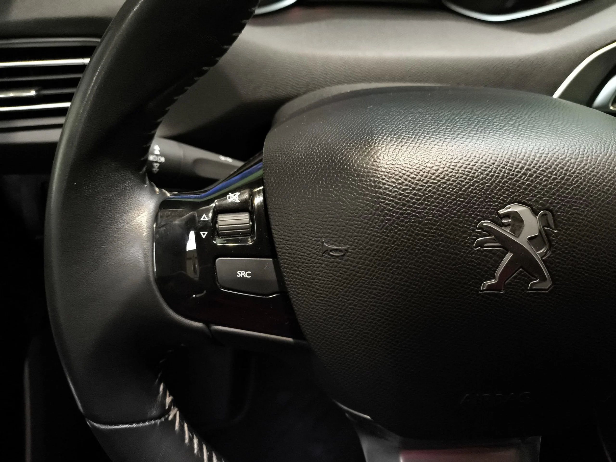 Peugeot 308 BlueHDi 100 Style 75 kW (100 CV) - Foto 14