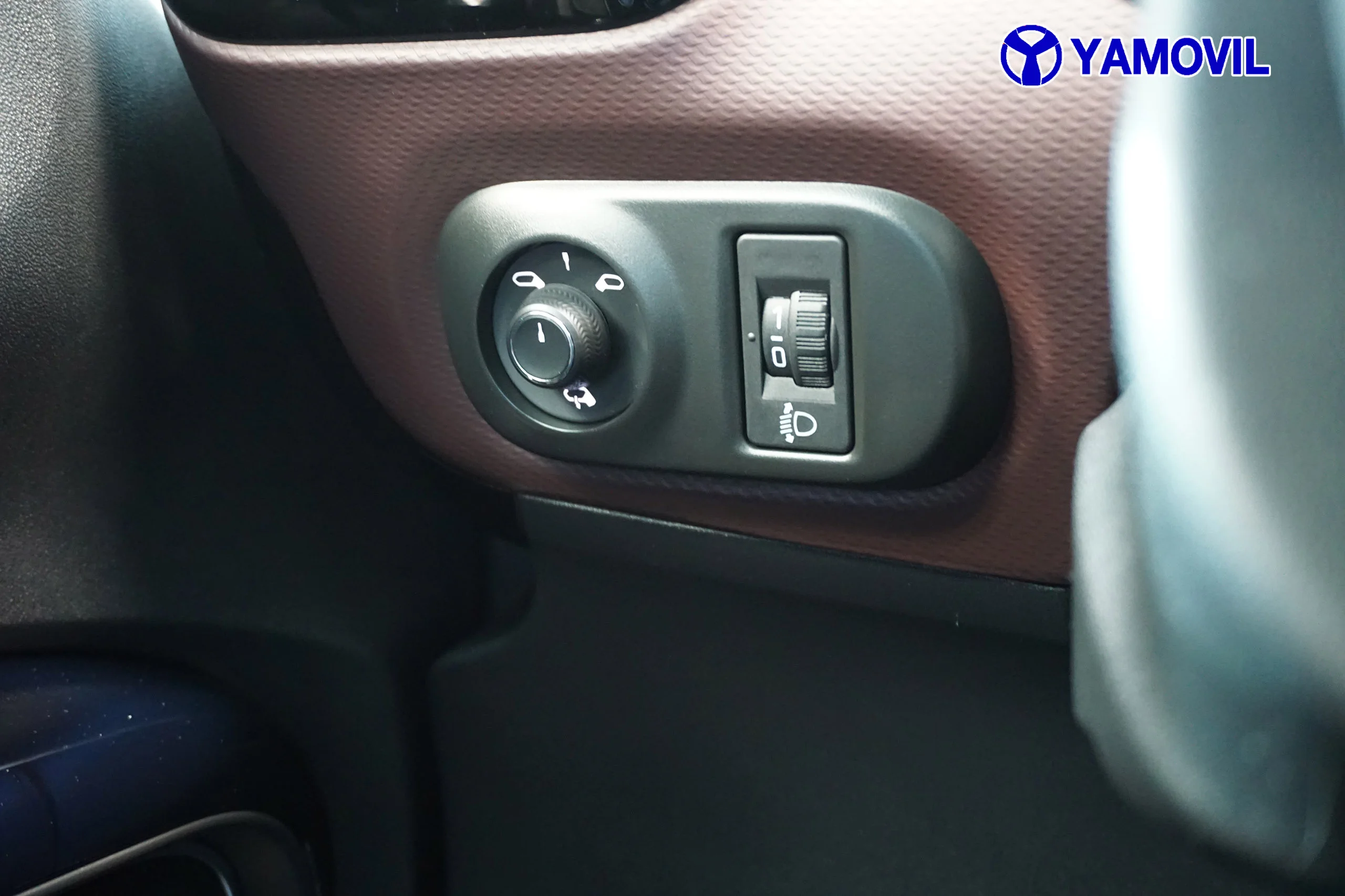 Citroen C4 CACTUS 1.2 PURETECH SHINE S&S 5P - Foto 30