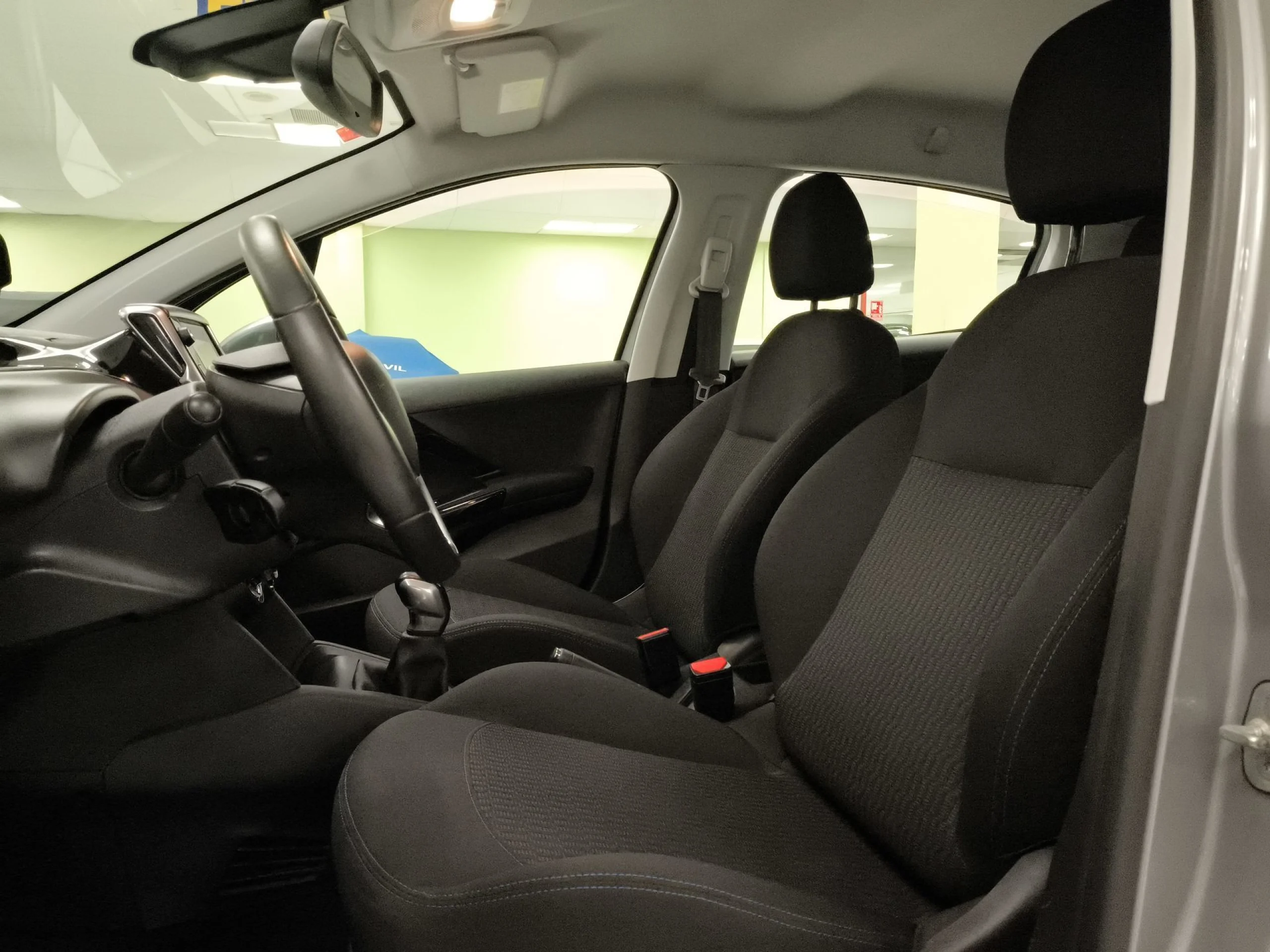 Peugeot 208 PureTech Signature 60 kW (82 CV) - Foto 8