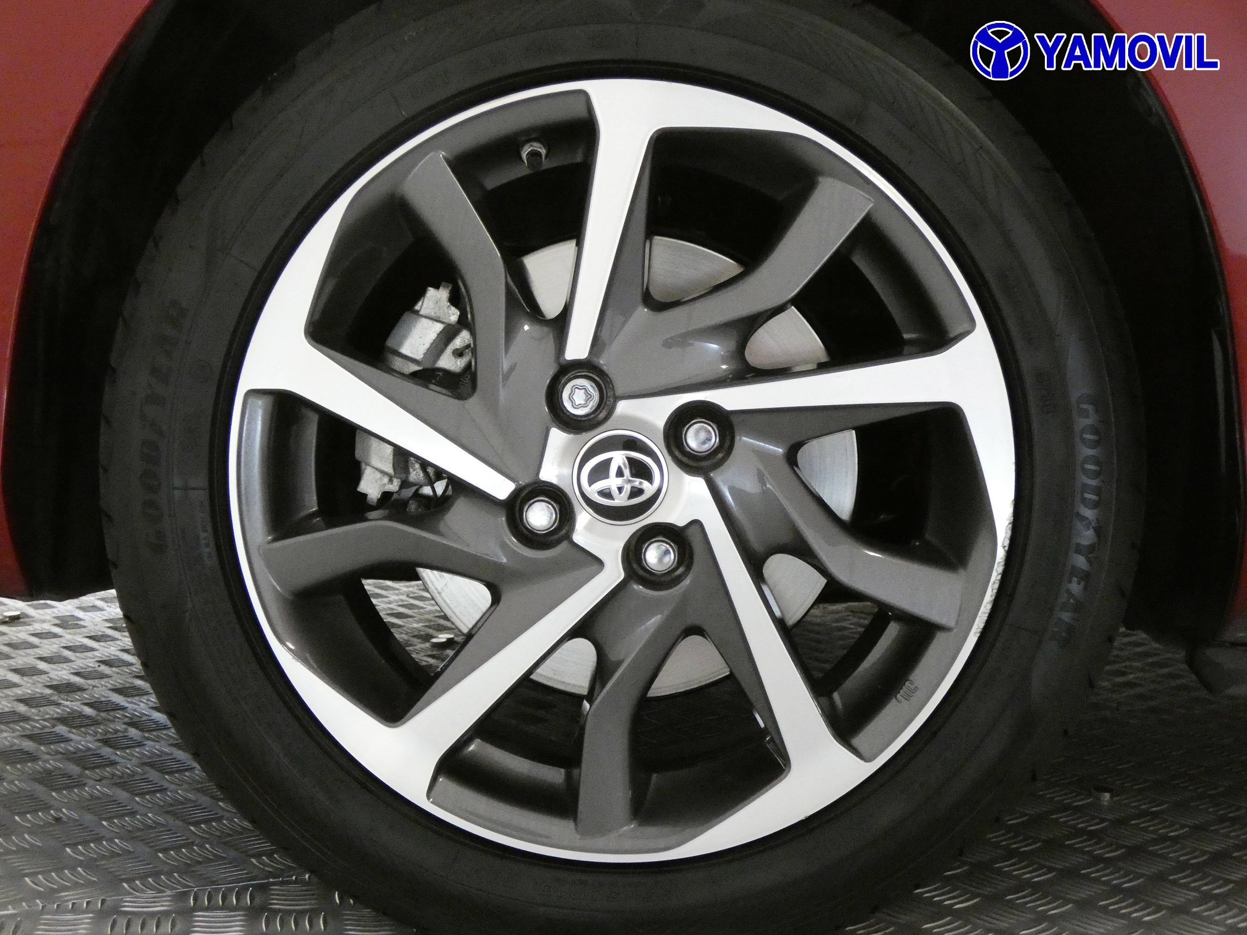 Toyota Yaris 1.5 HYBRID FEEL LIMITED EDITION - Foto 9