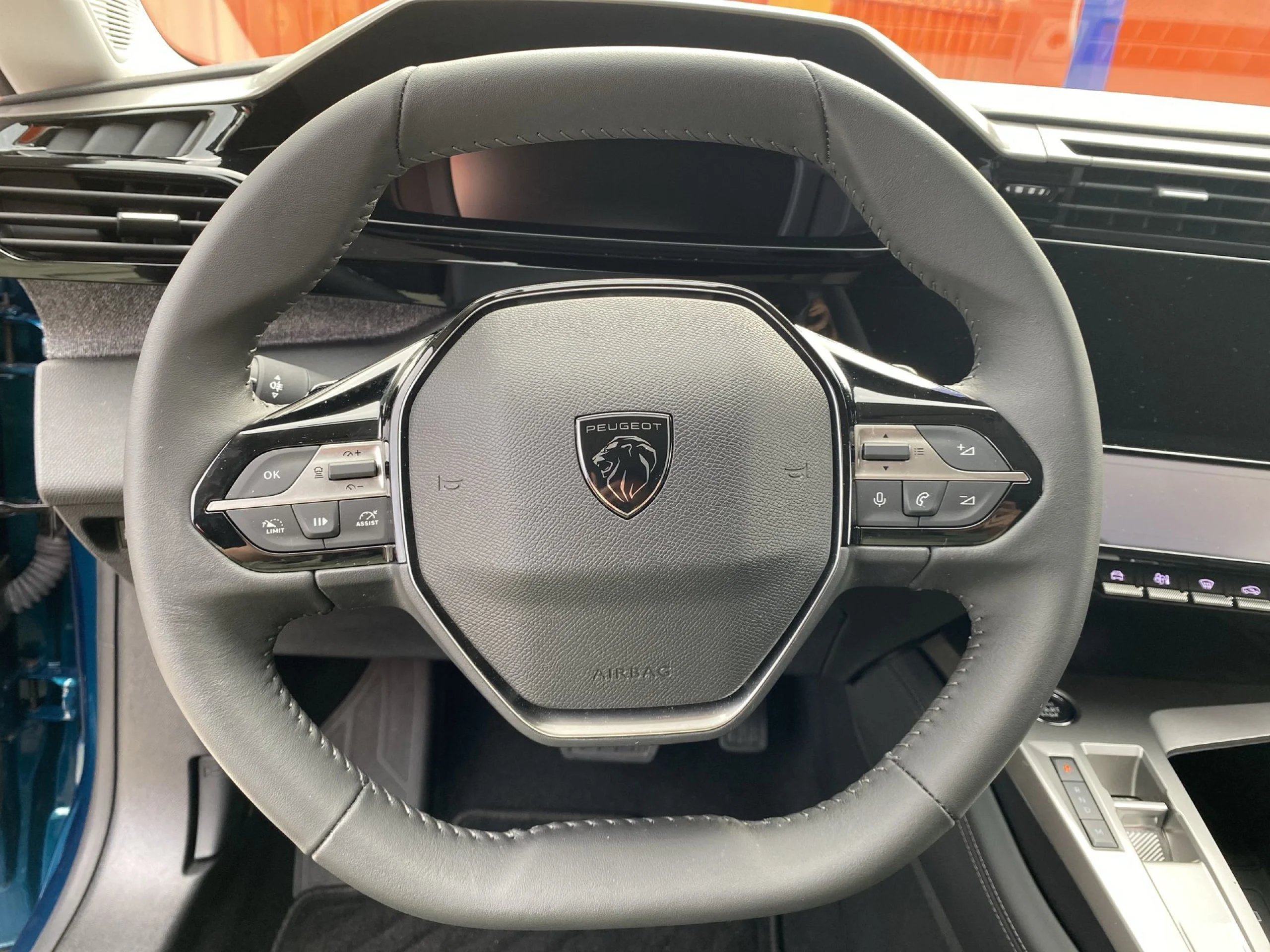 Peugeot 408 Puretech 130 Allure Pack EAT8 96 kW (130 CV) - Foto 11