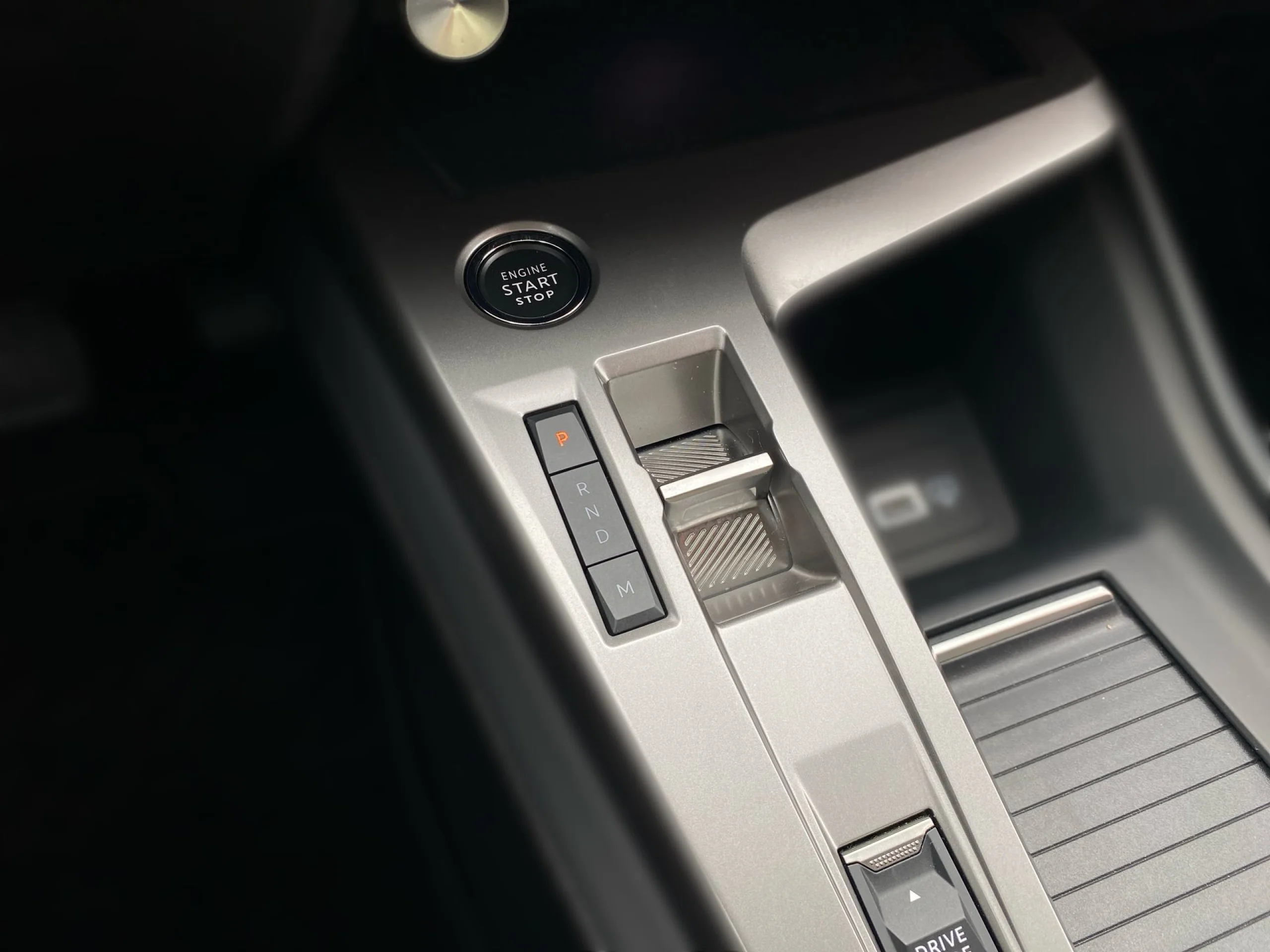 Peugeot 408 Puretech 130 Allure Pack EAT8 96 kW (130 CV) - Foto 17