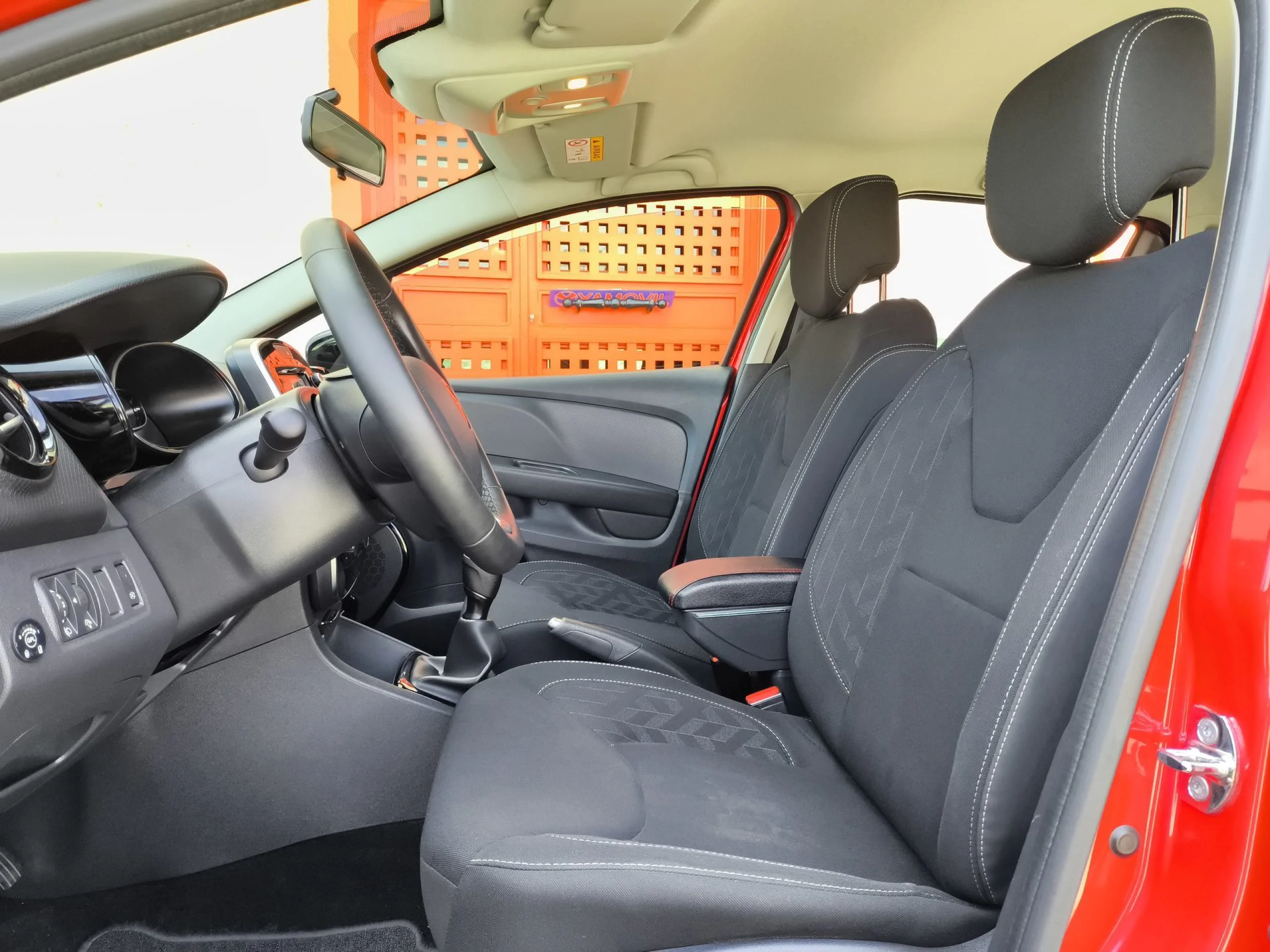 Renault Clio Limited TCe 66 kW (90 CV) GLP - Foto 8
