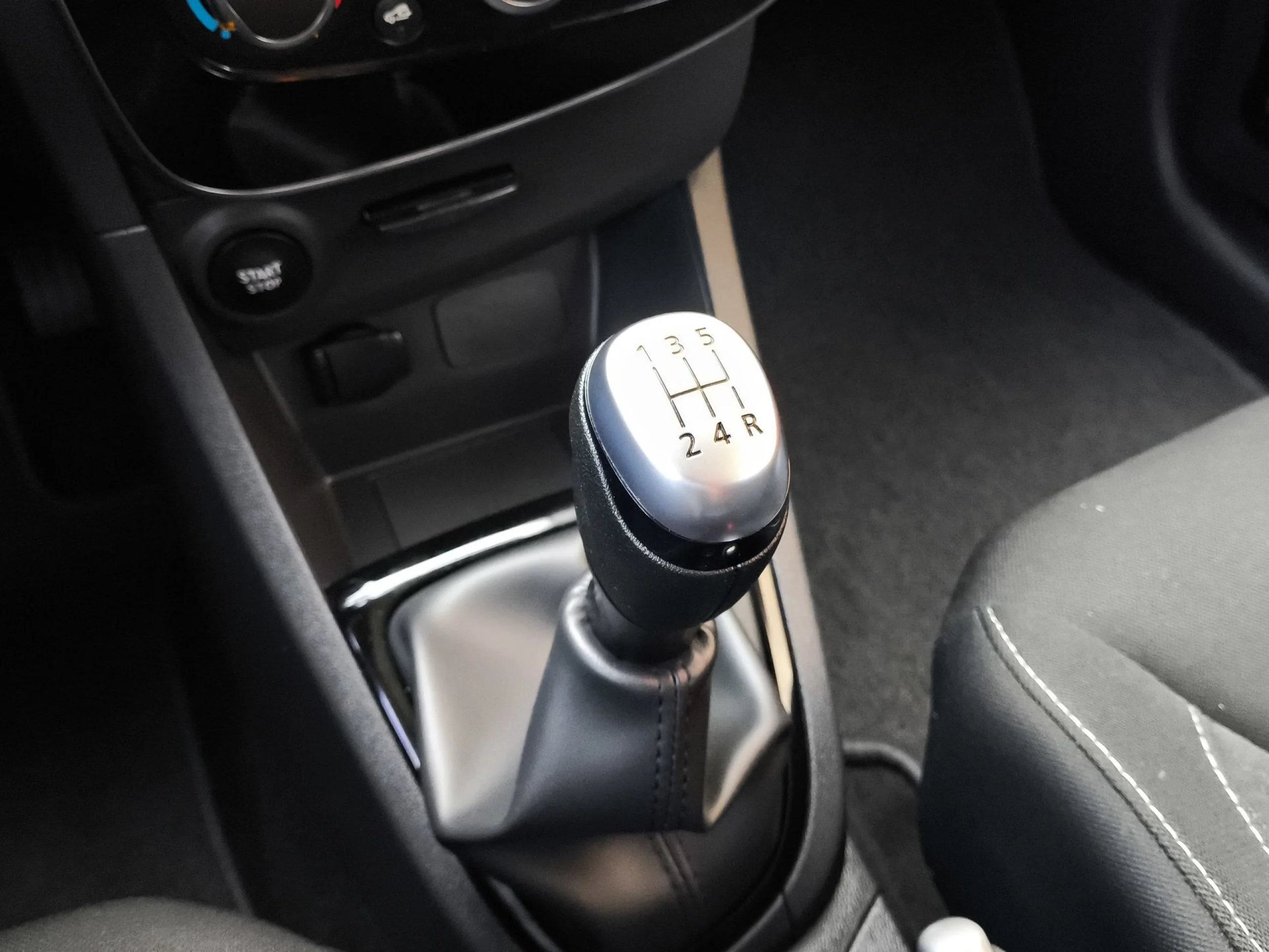 Renault Clio Limited TCe 66 kW (90 CV) GLP - Foto 16