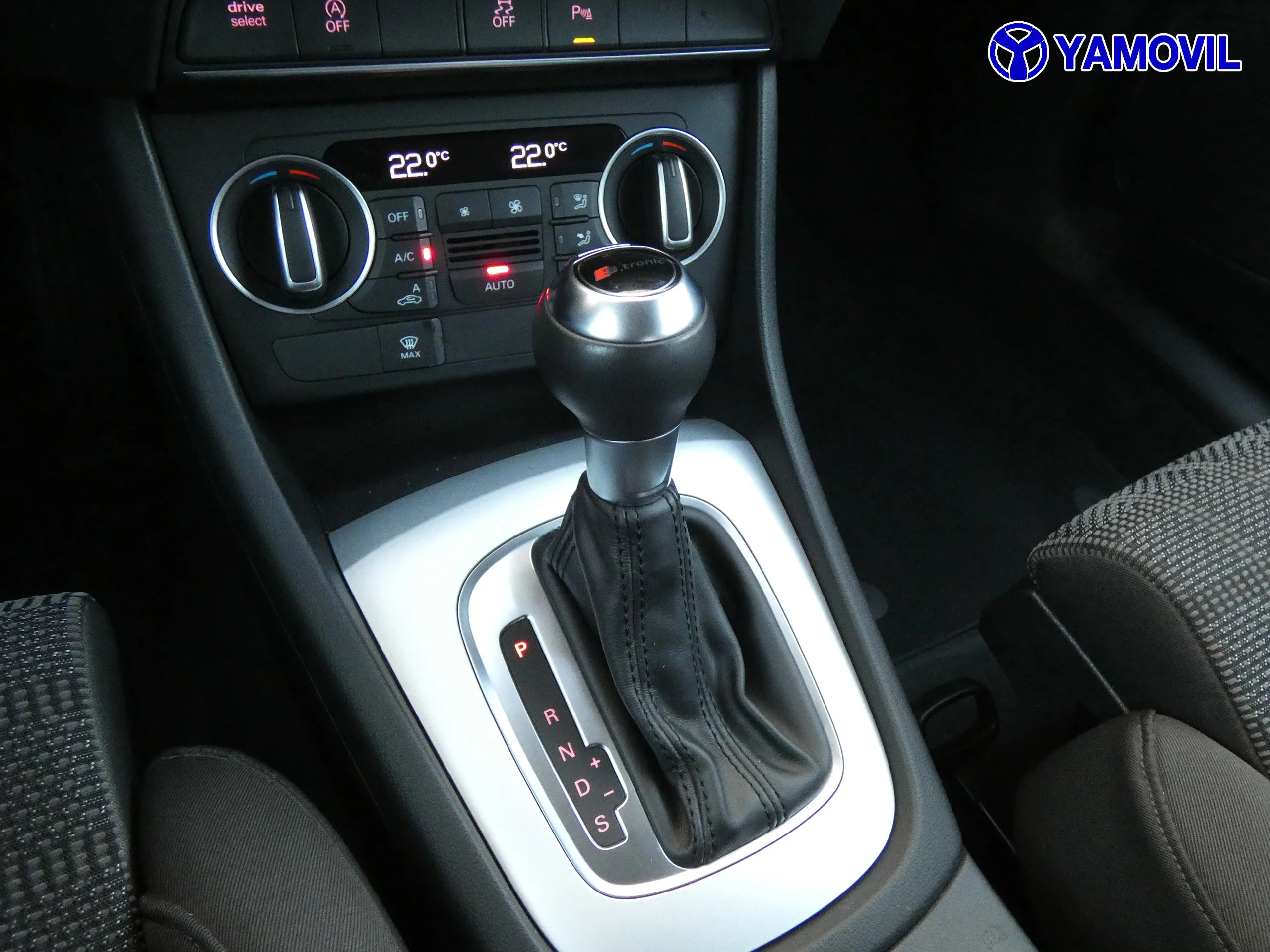Audi Q3 2.0 TDI BLACK LINE S-TRONIC QUATTRO - Foto 29