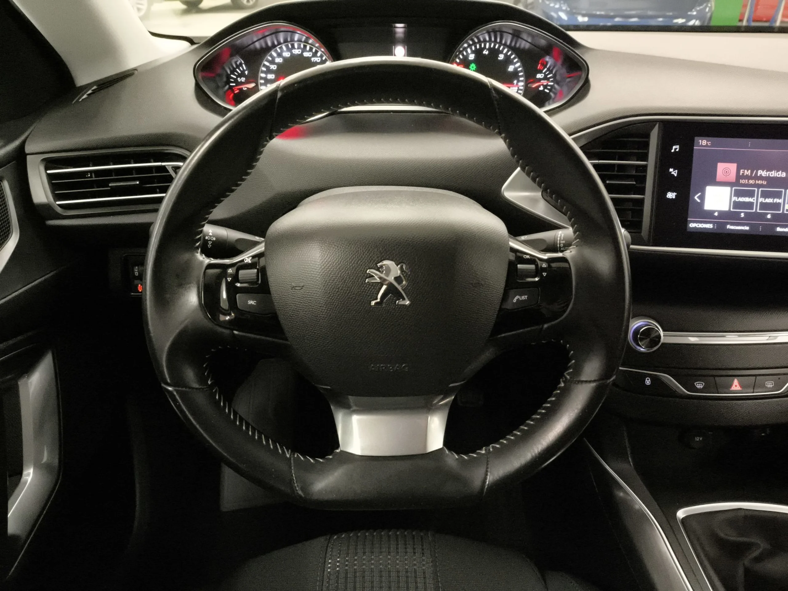 Peugeot 308 PureTech 130 SANDS Allure 96 kW (130 CV) - Foto 11