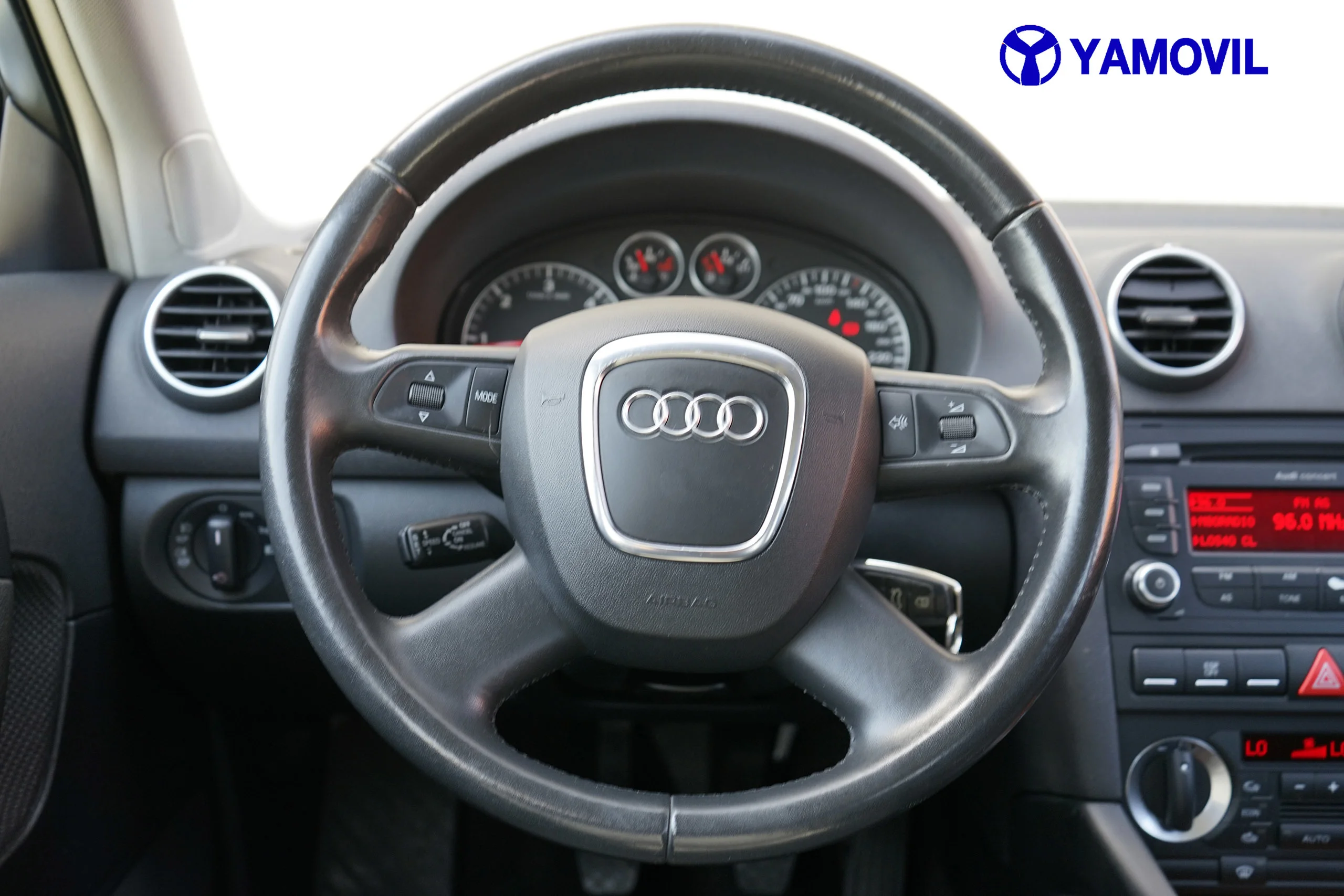 Audi A3 Sportback Ambiente 1.9 TDI 77 kW (105 CV) - Foto 18