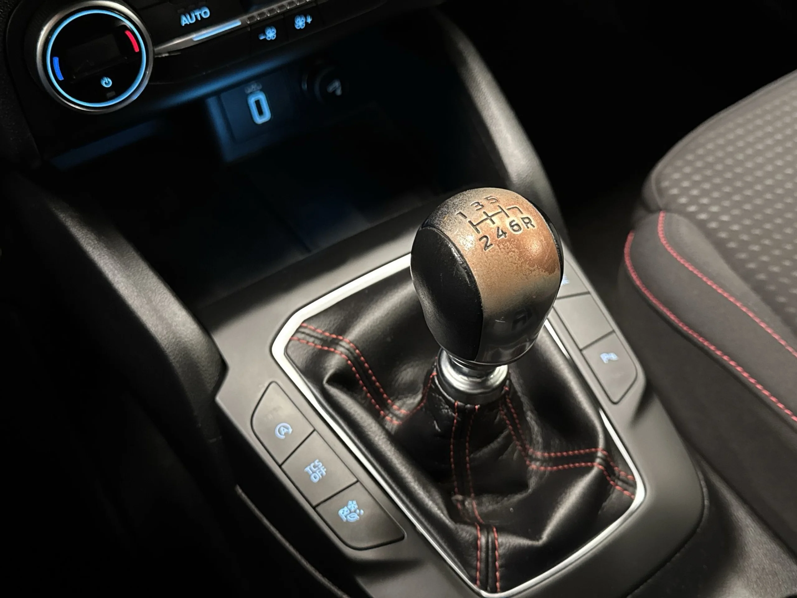 Ford Focus 1.0 Ecoboost SANDS ST-Line 92 kW (125 CV) - Foto 21