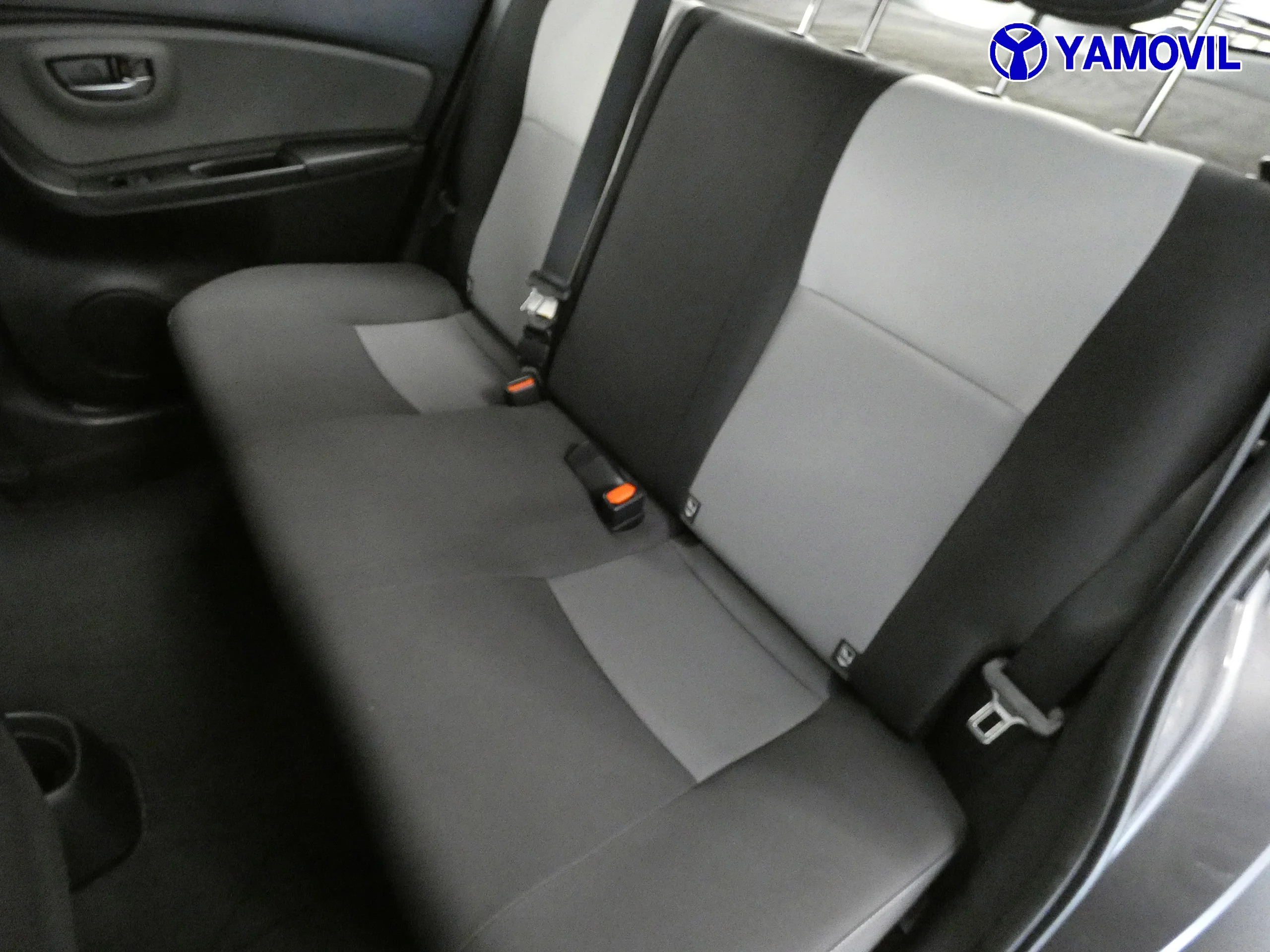 Toyota Yaris 1.5 ACTIVE 5P - Foto 14