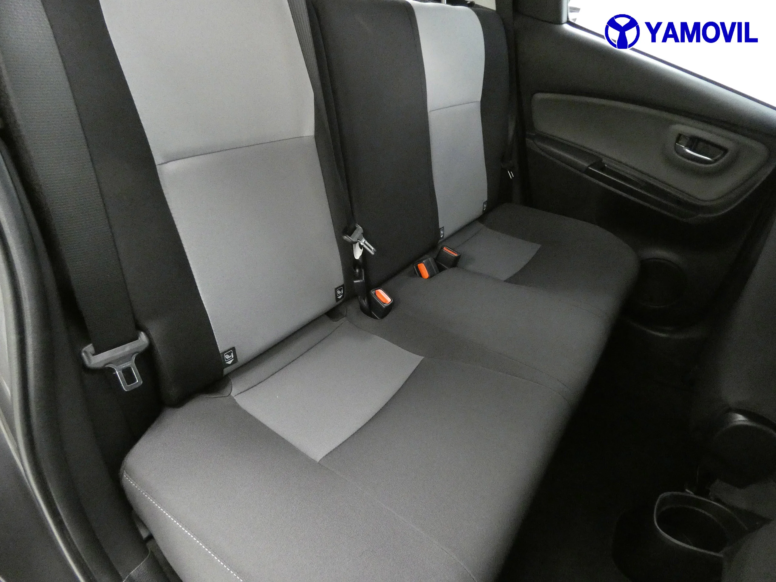 Toyota Yaris 1.5 ACTIVE 5P - Foto 16