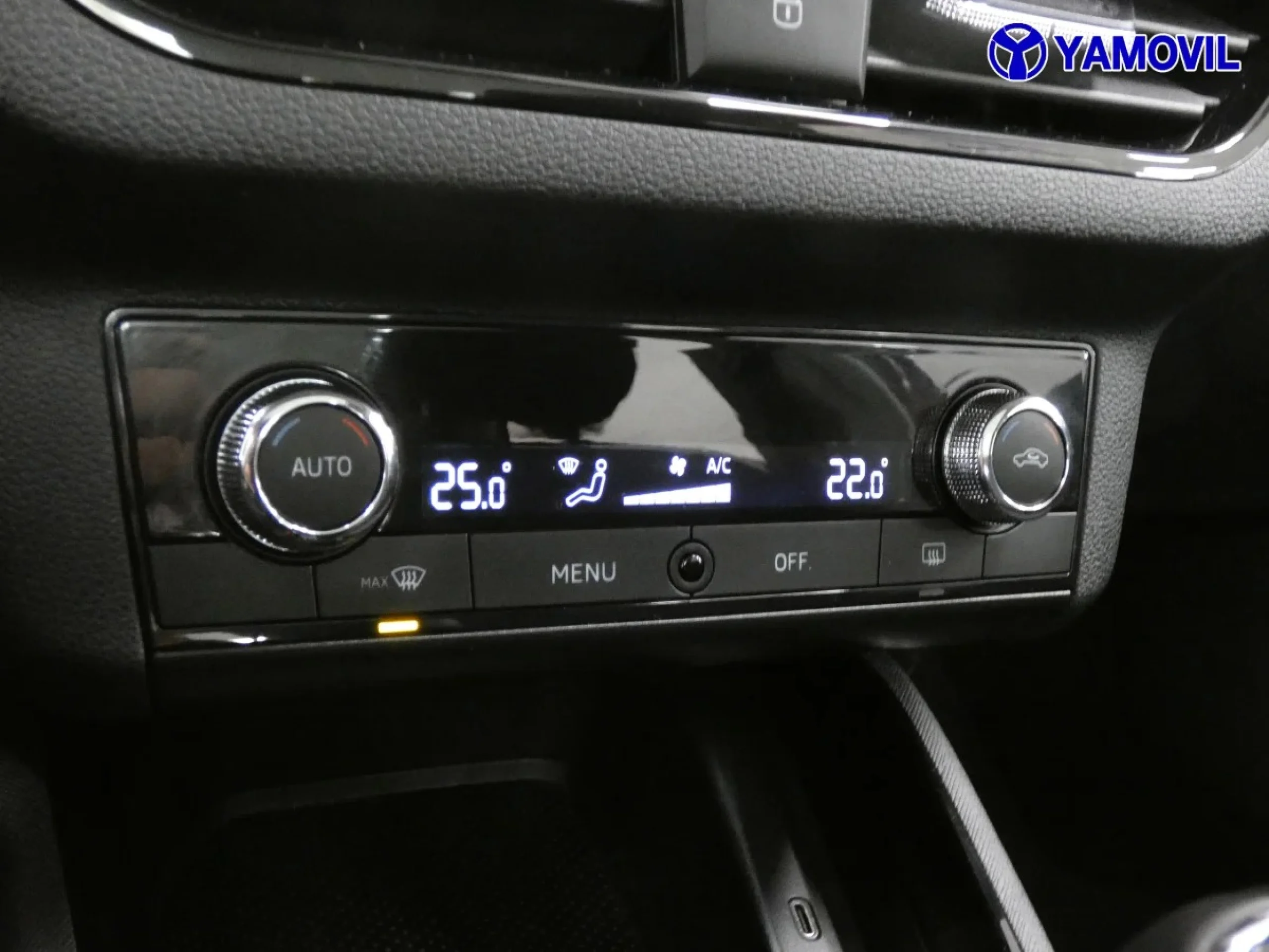 Skoda Kamiq 1.0 TSI Ambition 85 kW (115 CV) - Foto 27