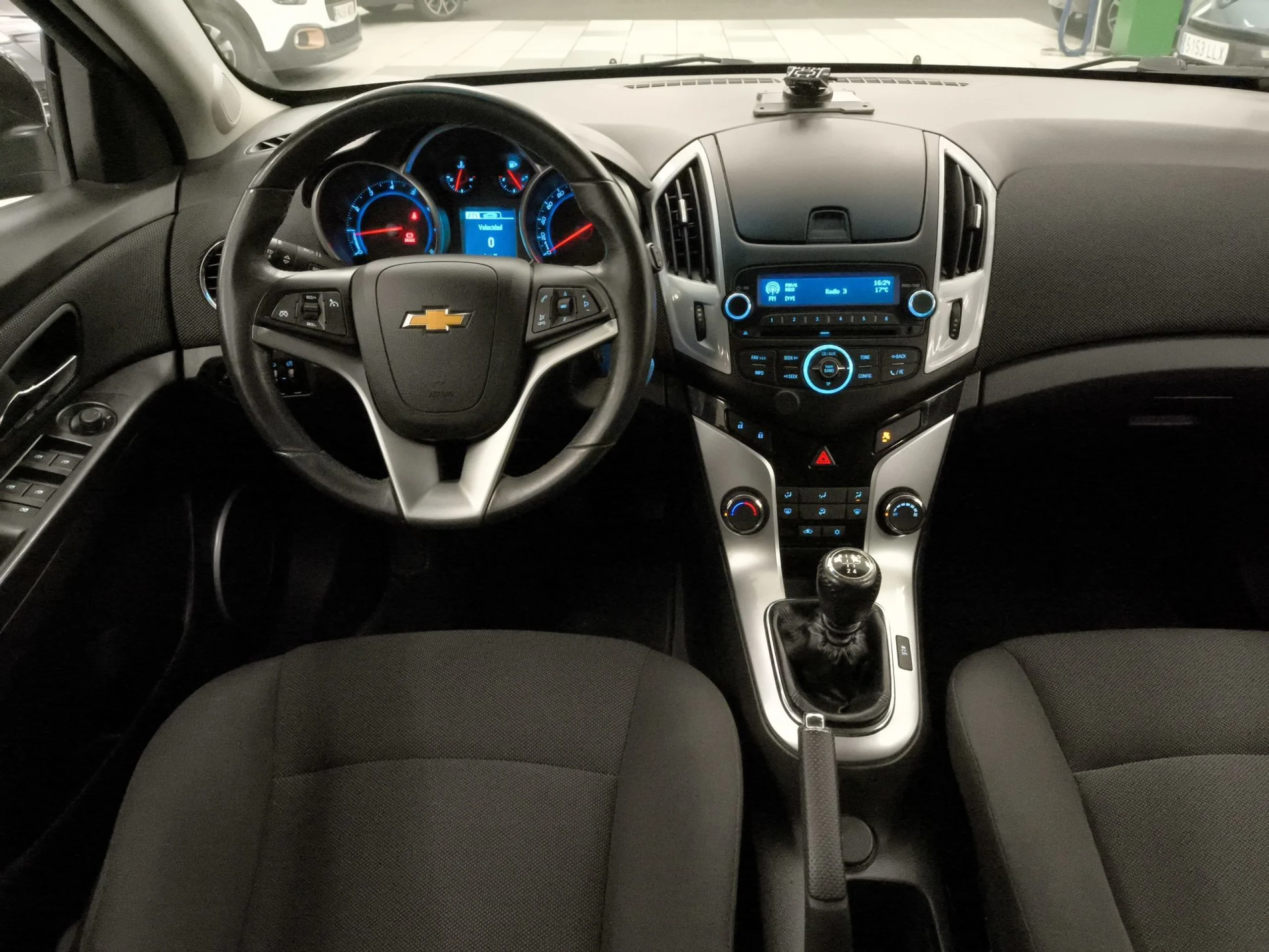Chevrolet Cruze 1.6 LT 86 kW (117 CV) - Foto 16