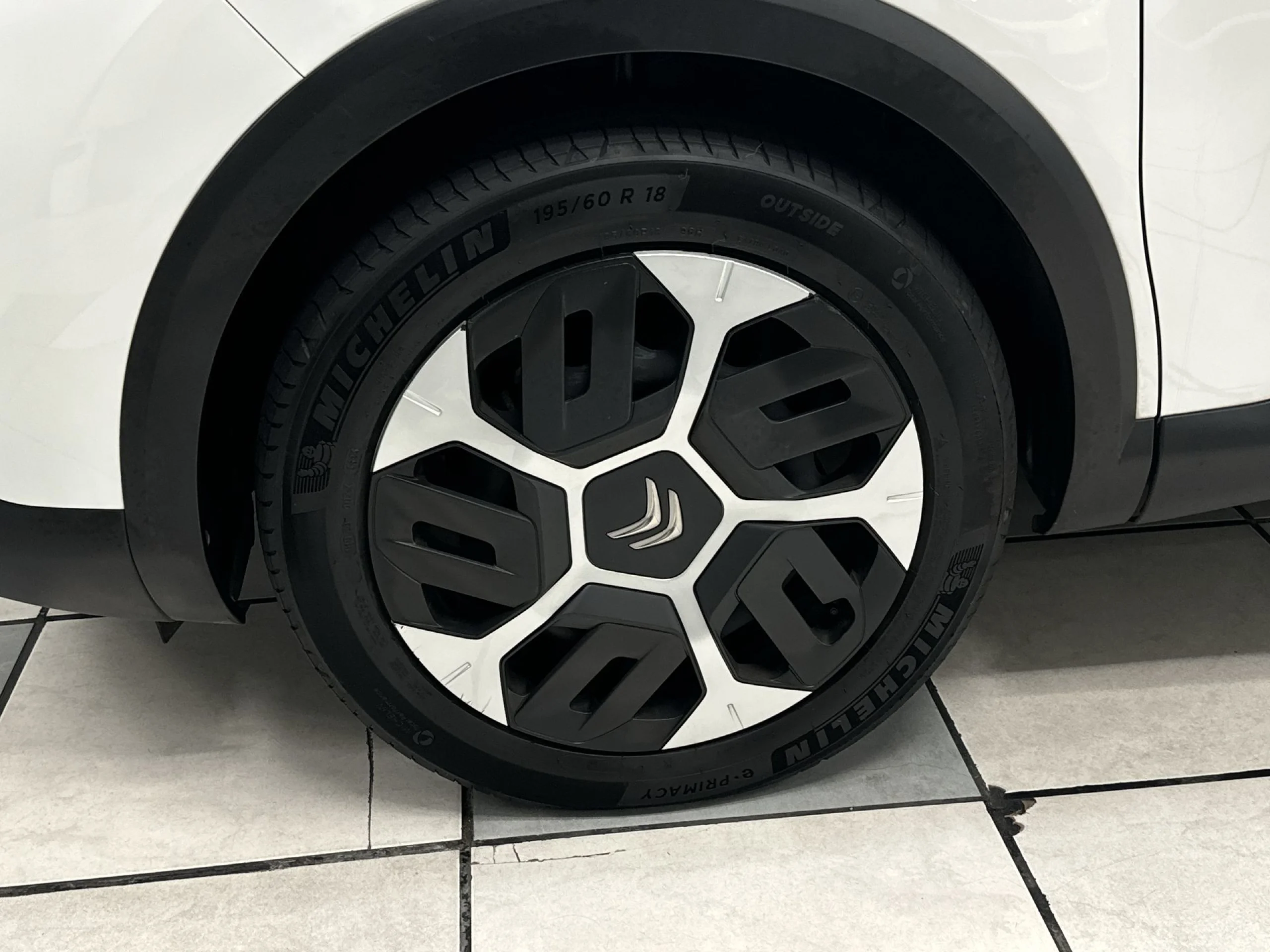 Citroen C4 BlueHDi 110 SANDS Feel Pack 81 kW (110 CV) - Foto 7