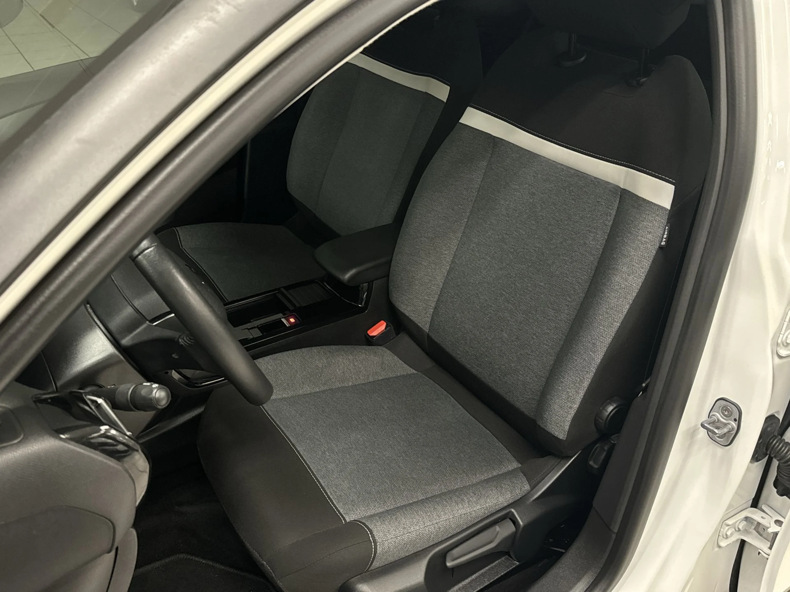 Citroen C4 BlueHDi 110 SANDS Feel Pack 81 kW (110 CV) - Foto 8
