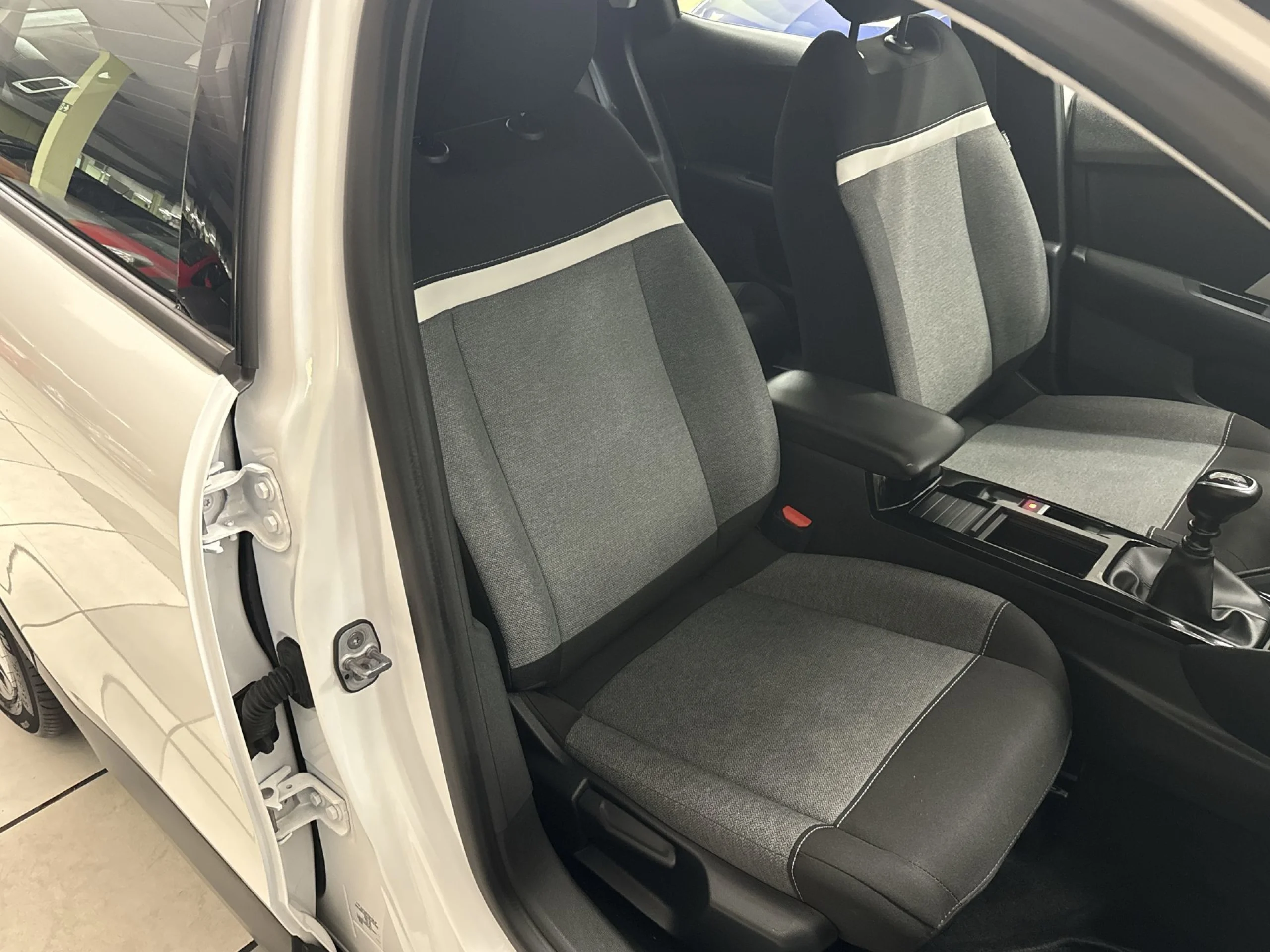Citroen C4 BlueHDi 110 SANDS Feel Pack 81 kW (110 CV) - Foto 20