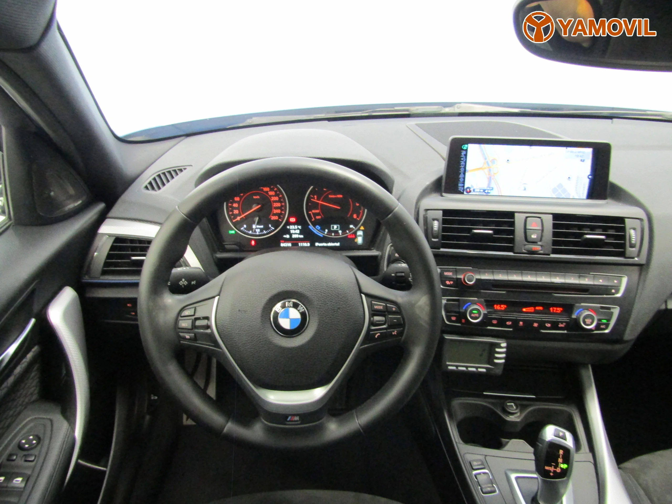 BMW Serie 1 125D AUT PACK M - Foto 17