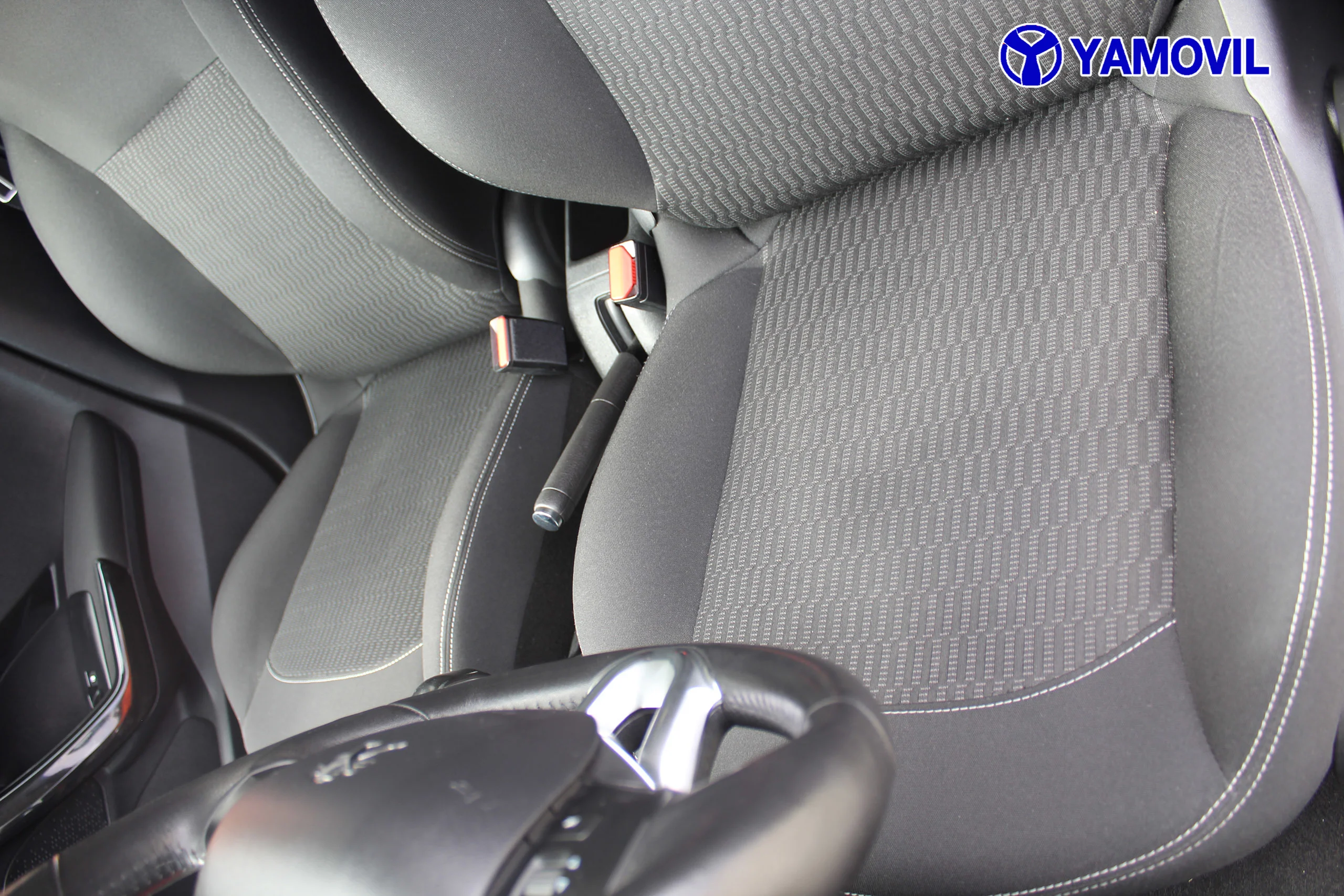 Peugeot 208 PureTech Style 60 kW (82 CV) - Foto 14