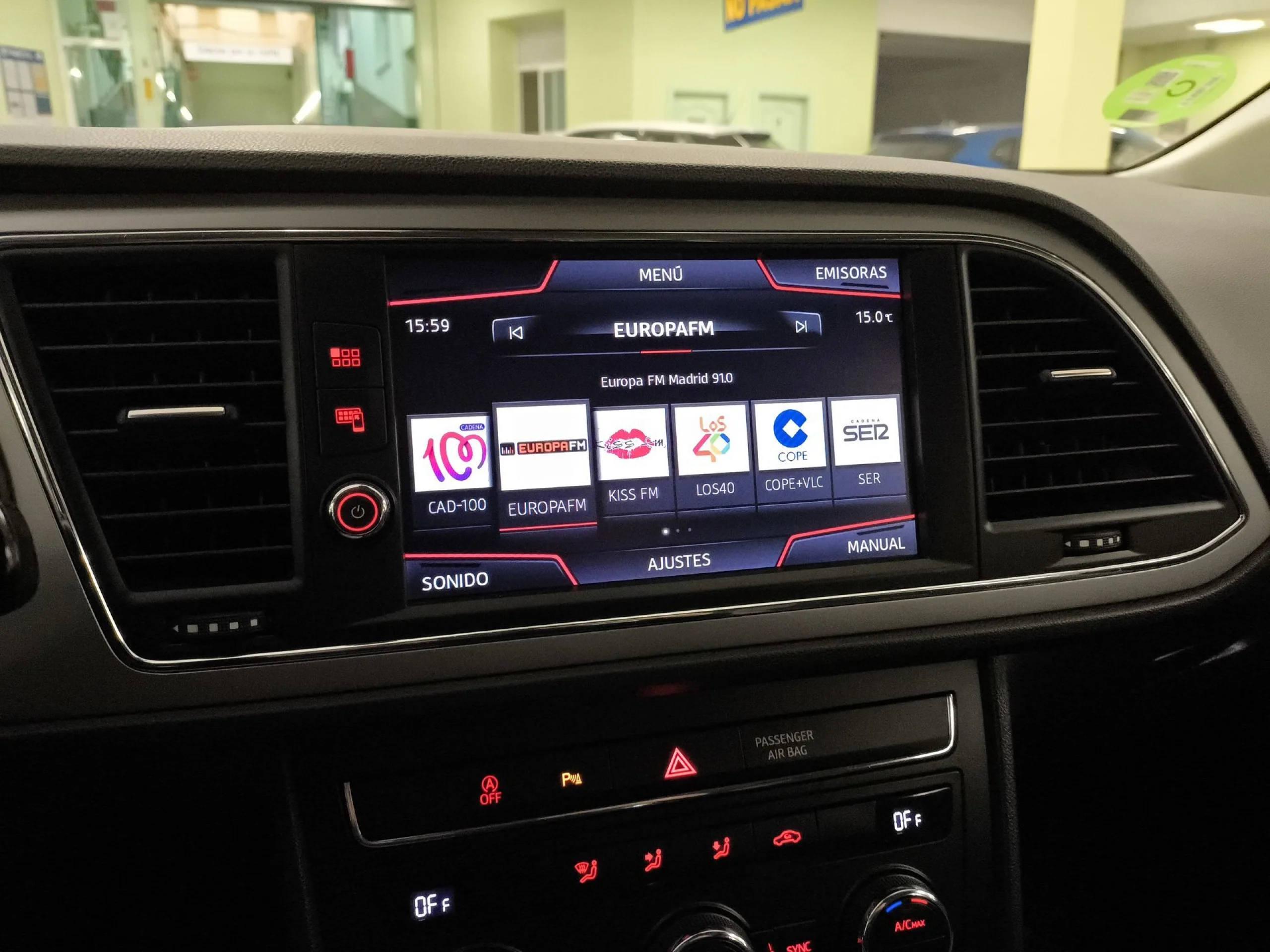 Seat León 1.0 EcoTSI SANDS Style Visio Edition 85 kW (115 CV) - Foto 16