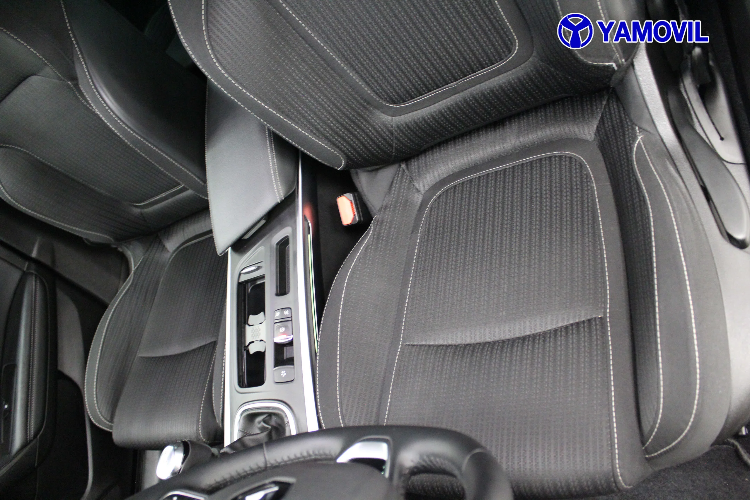 Renault Megane S.T ZEN 1.3 TCE 140CV - Foto 14