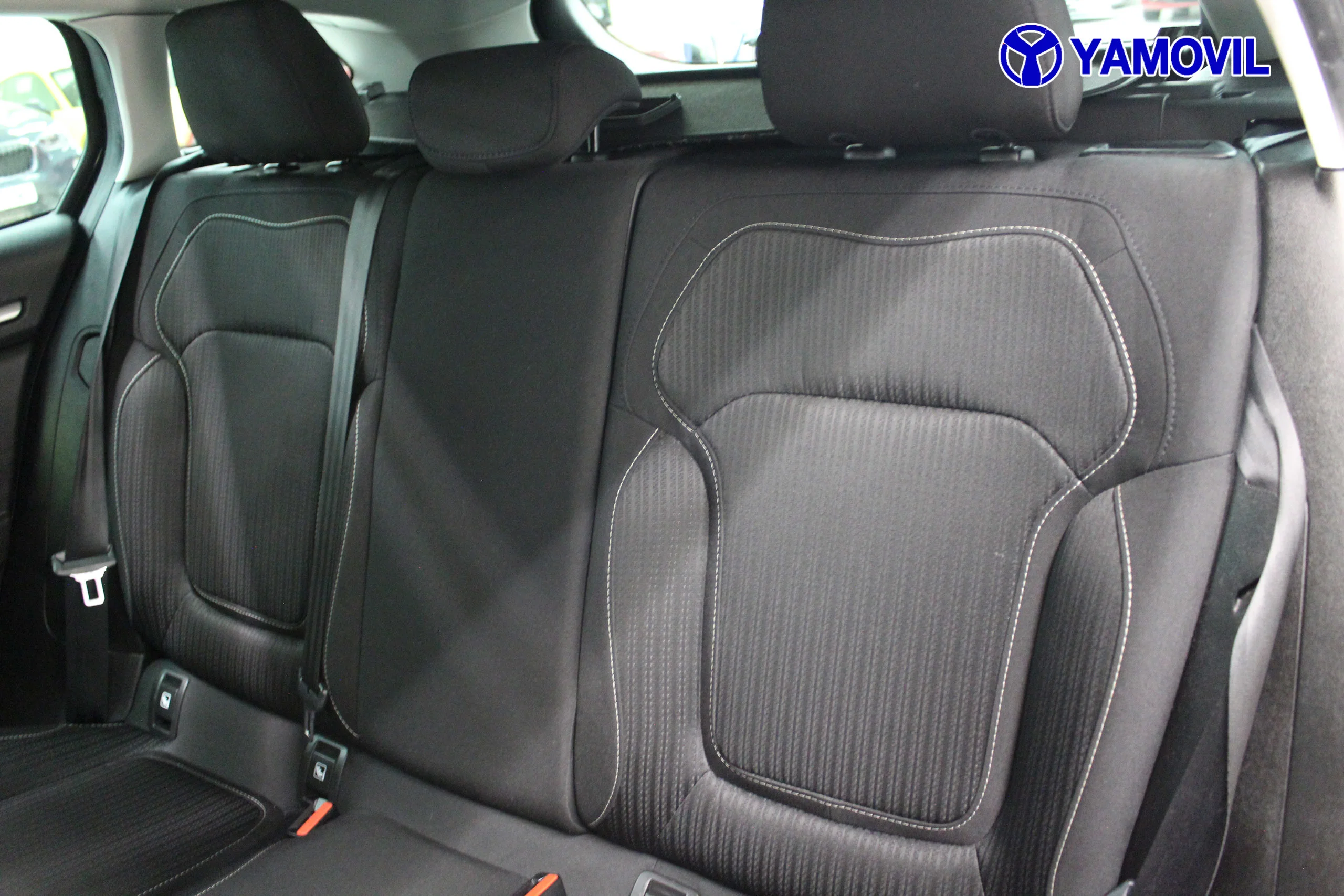 Renault Megane S.T ZEN 1.3 TCE 140CV - Foto 15