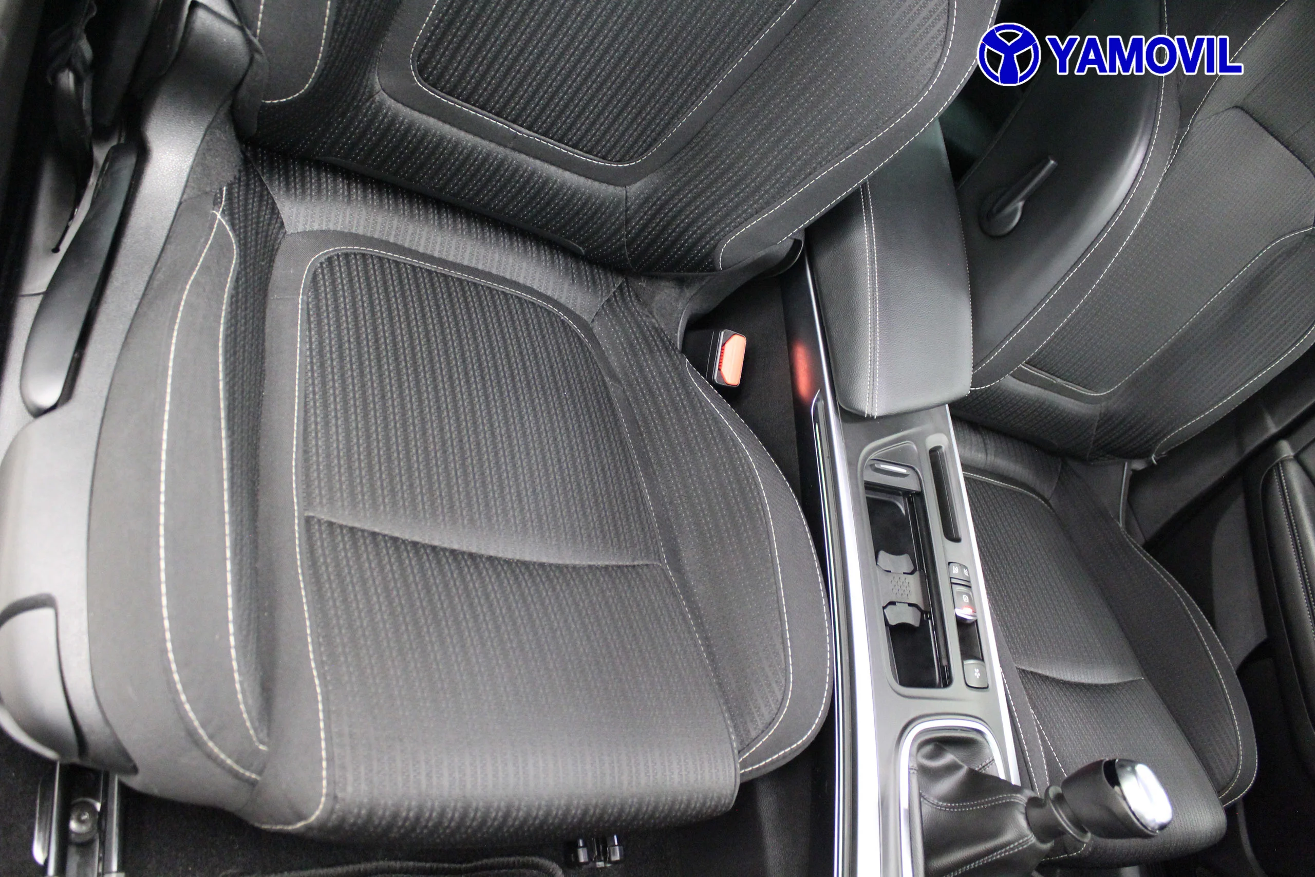 Renault Megane S.T ZEN 1.3 TCE 140CV - Foto 18