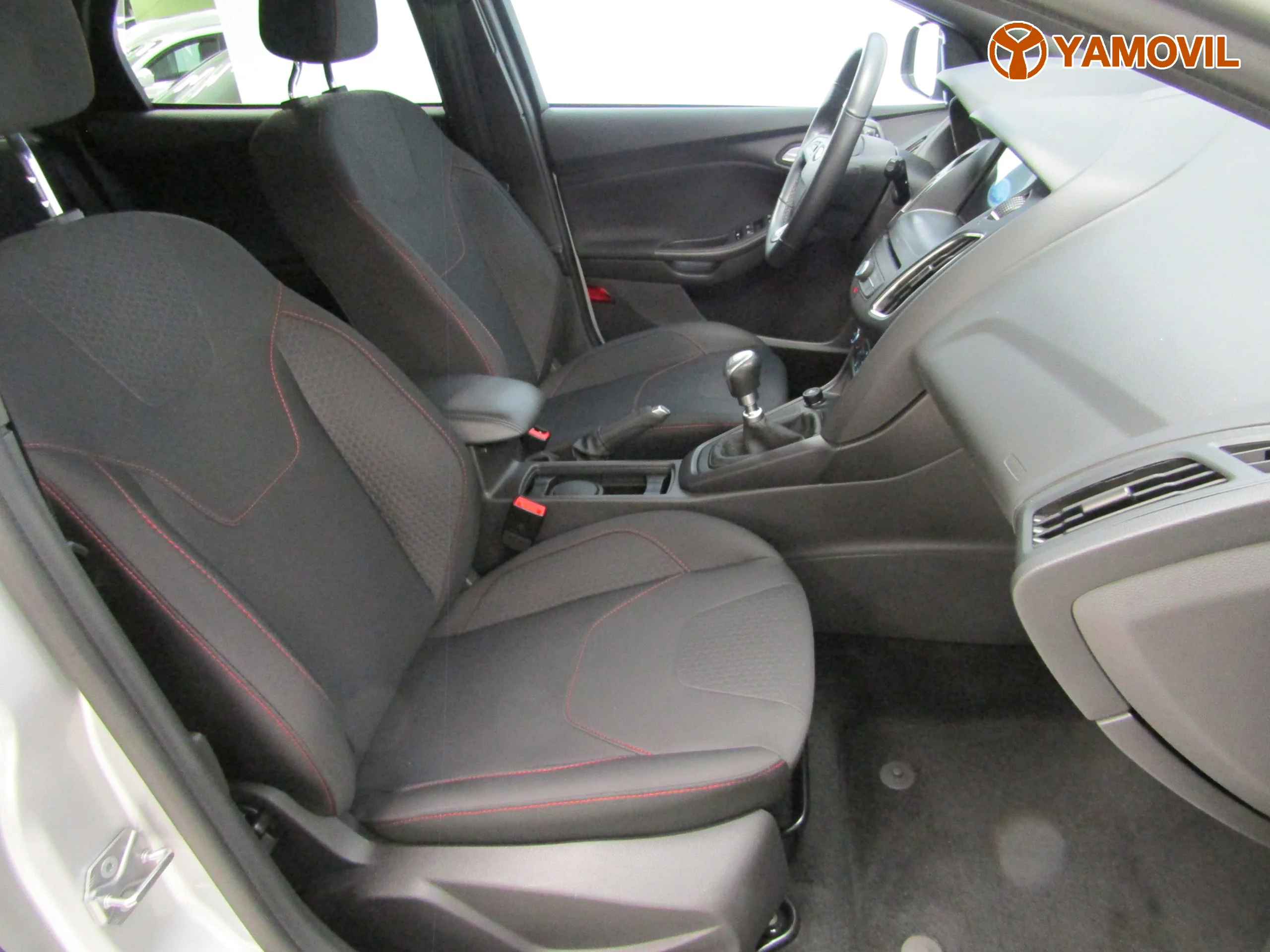 Ford Focus 1.5TDCI ECOBLUE ST LINE - Foto 12