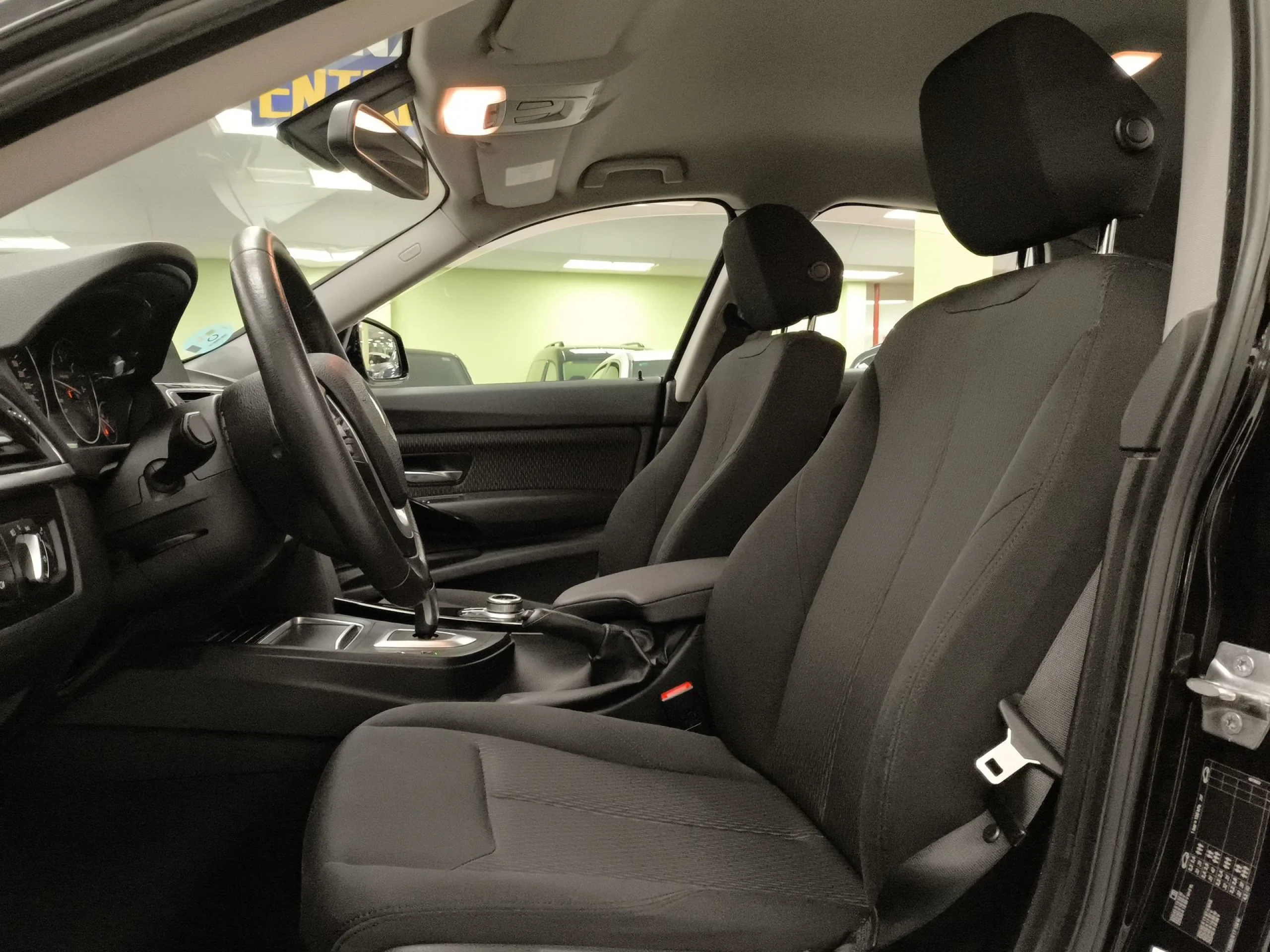BMW Serie 3 318d Gran Turismo 110 kW (150 CV) - Foto 8