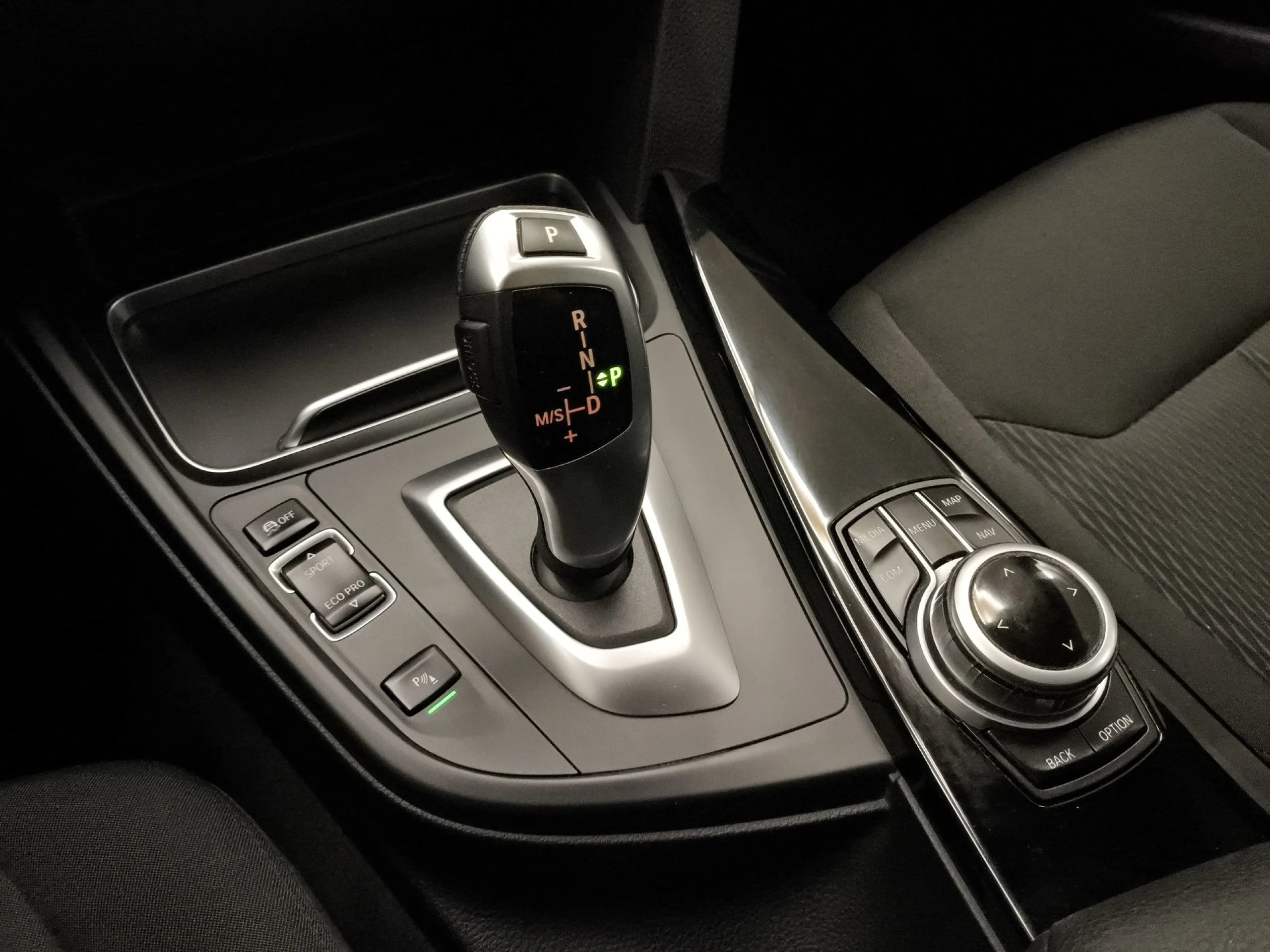 BMW Serie 3 318d Gran Turismo 110 kW (150 CV) - Foto 17