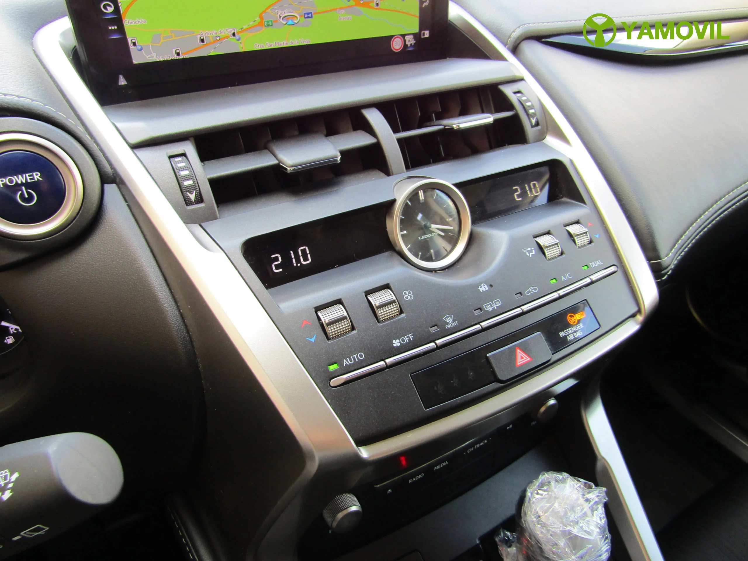 Lexus NX 300h BUSINESS NAVIGATION 2WD AUTO - Foto 36