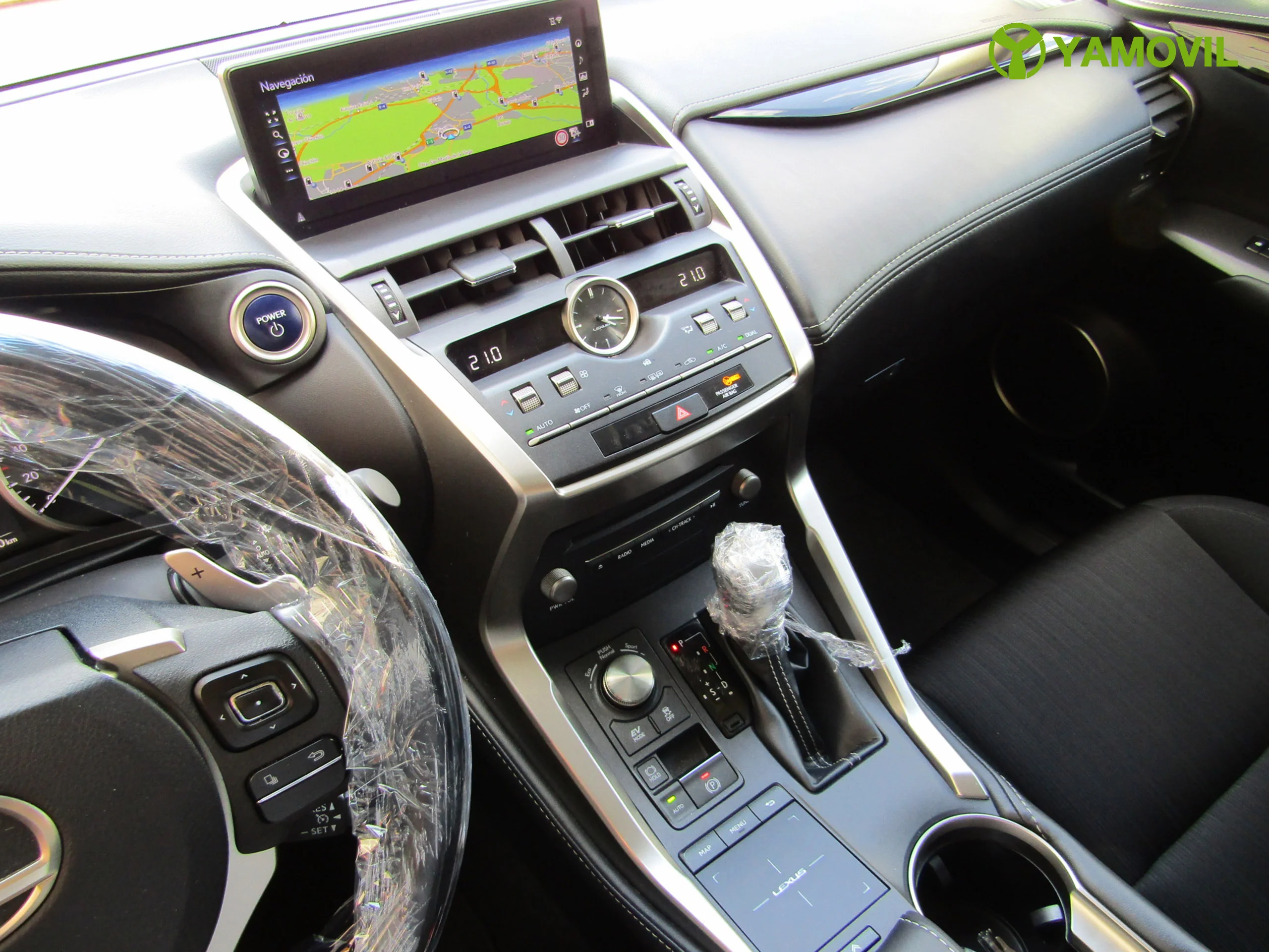 Lexus NX 300h BUSINESS NAVIGATION 2WD AUTO - Foto 37