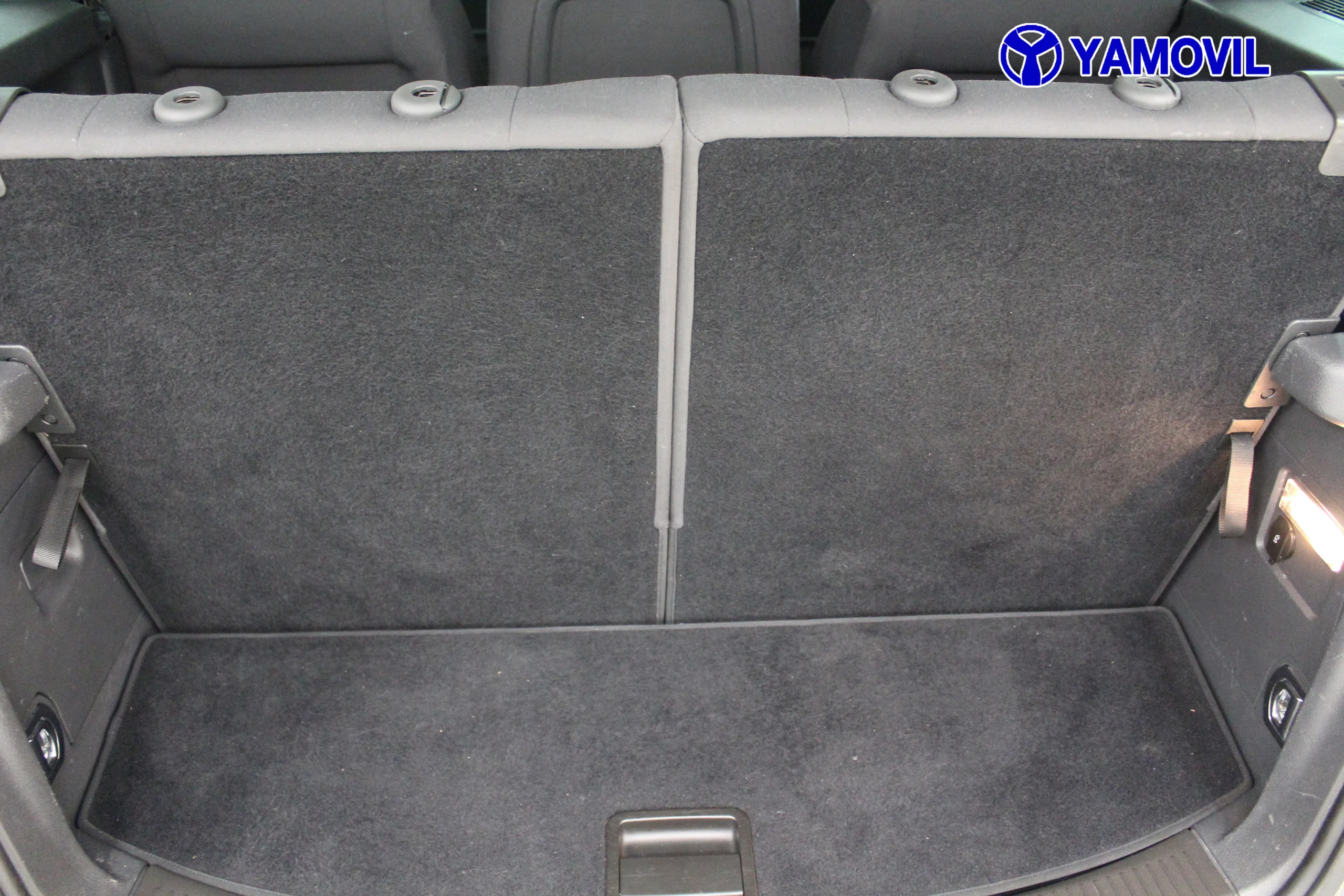 Volkswagen Touran Traveller 2.0 TDI 103 kW (140 CV) - Foto 7